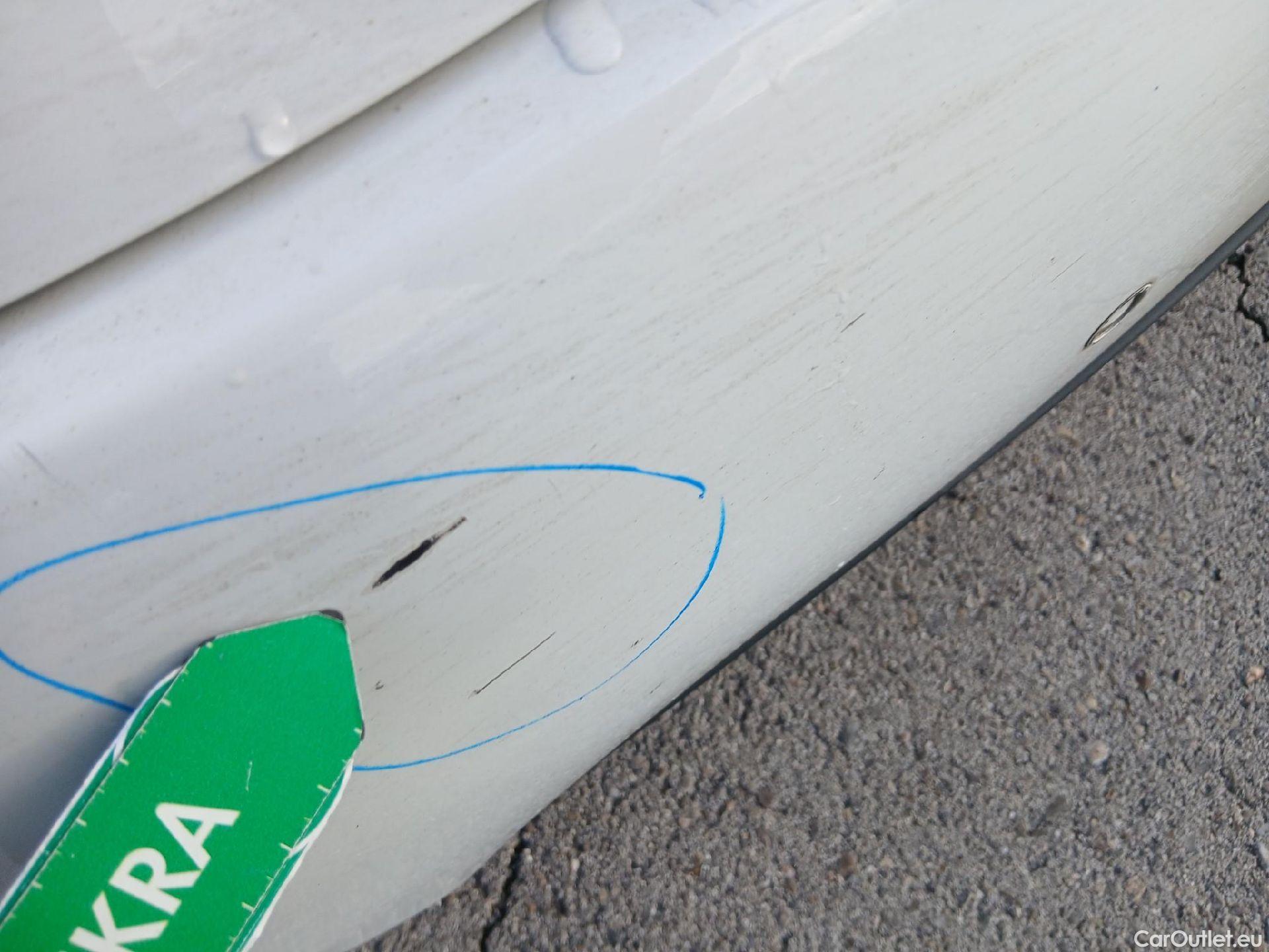  Renault  Zoe RENAULT  / 2019 / 5P / berlina con portón Intens 80 kW R110 Batería 50kWh #22