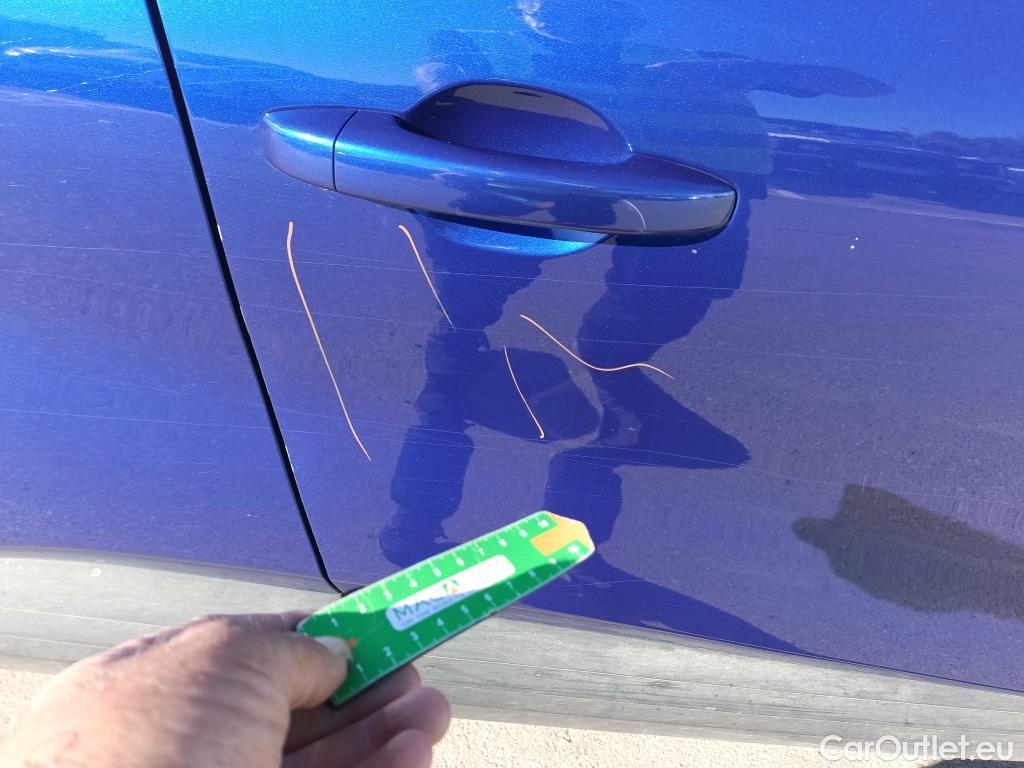  Renault  Captur RENAULT  / 2020 / 5P / todoterreno Intens TCe 90 #10