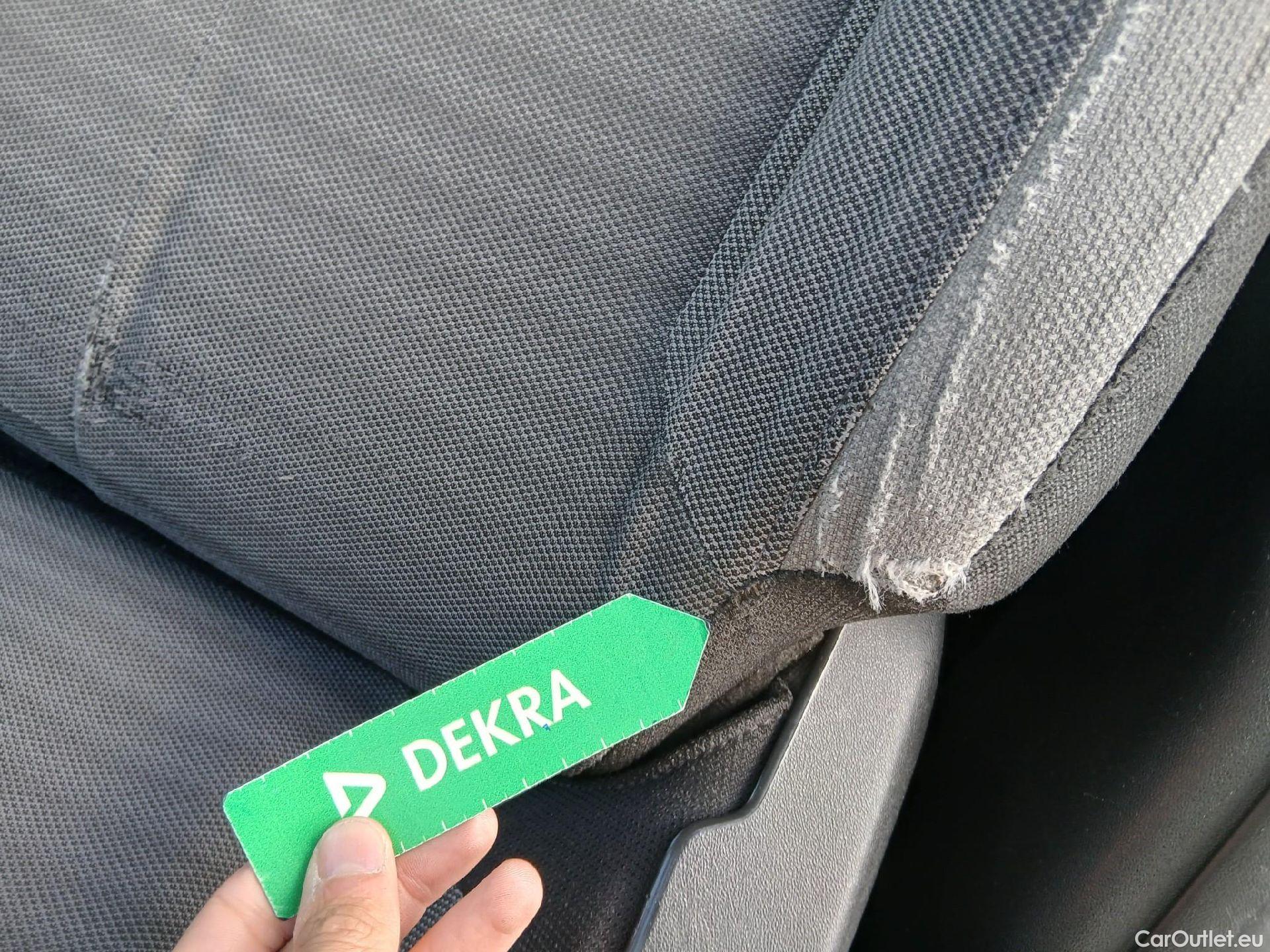  Toyota  Aygo TOYOTA  / 2018 / 5P / minicoche 1.0 70 x-play #20