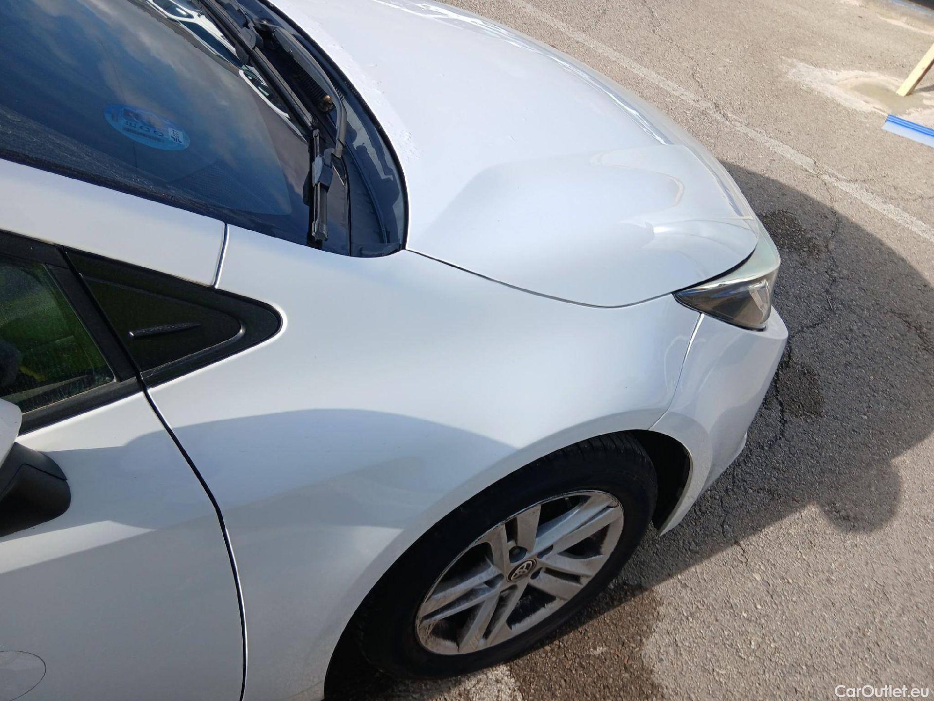  Toyota  Corolla TOYOTA  1.8 125H ACTIVE TECH E-CVT #35