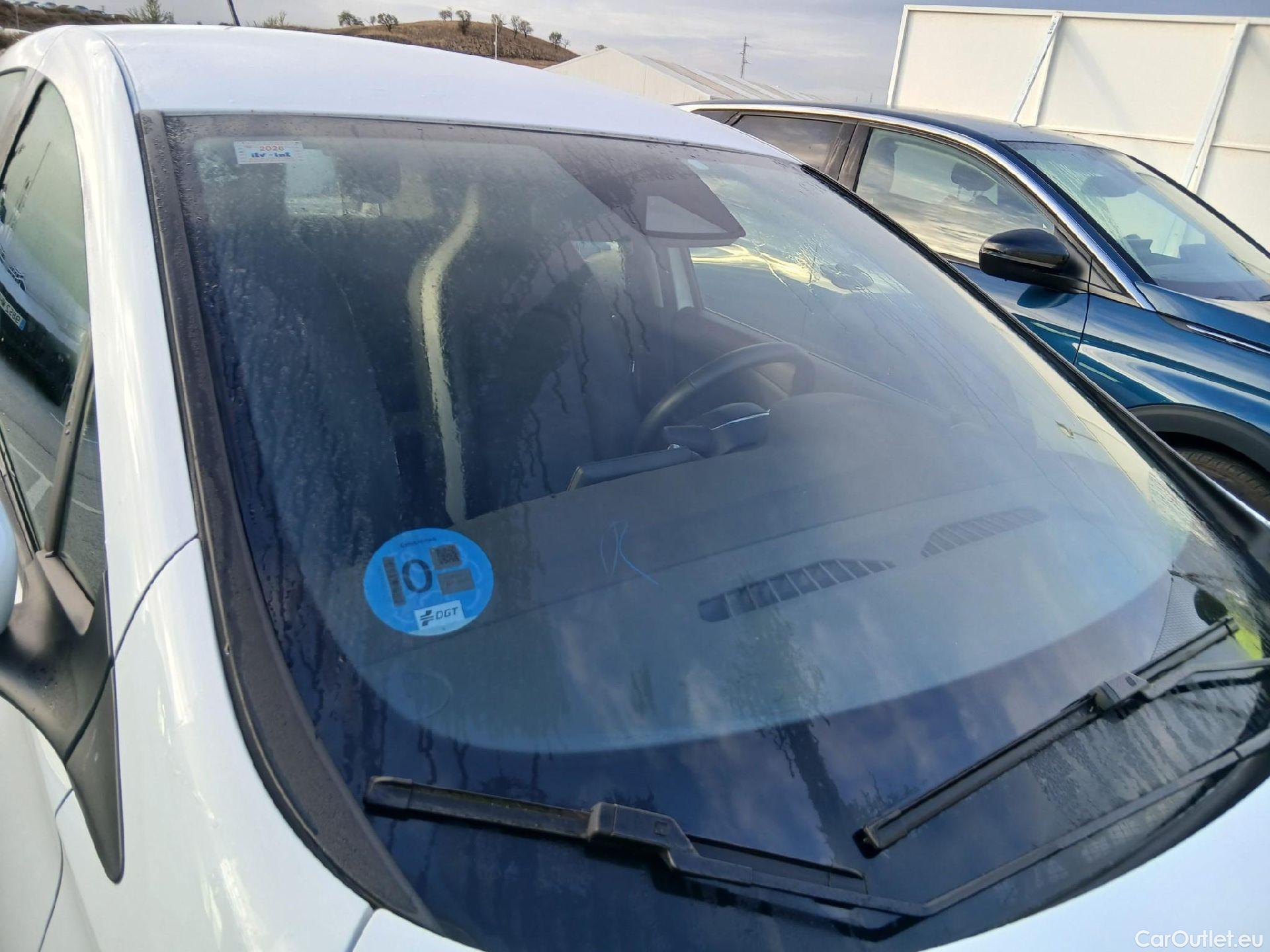  Renault  Zoe RENAULT  / 2019 / 5P / berlina con portón Intens 80 kW R110 Batería 50kWh #17