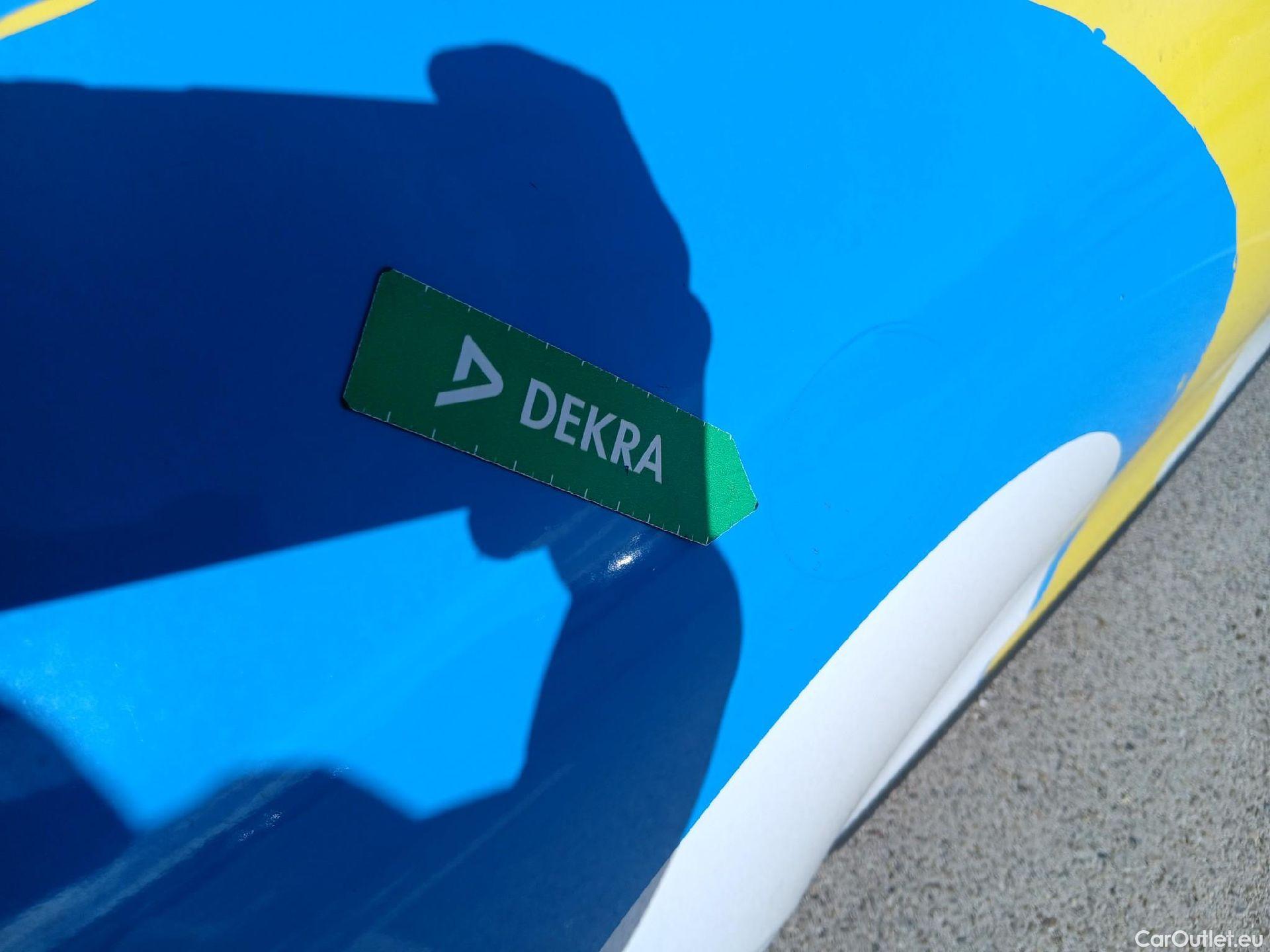  Renault  Clio RENAULT  / 2019 / 5P / berlina con portón Business Blue dCi 63 kW (85CV) #29