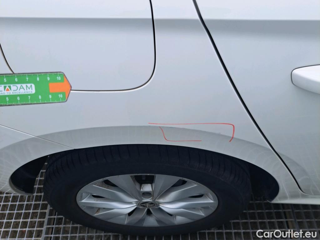  Skoda  KAMIQ SKODA  1.0 TSI 81kW (110CV) DSG Ambition (CX) #12