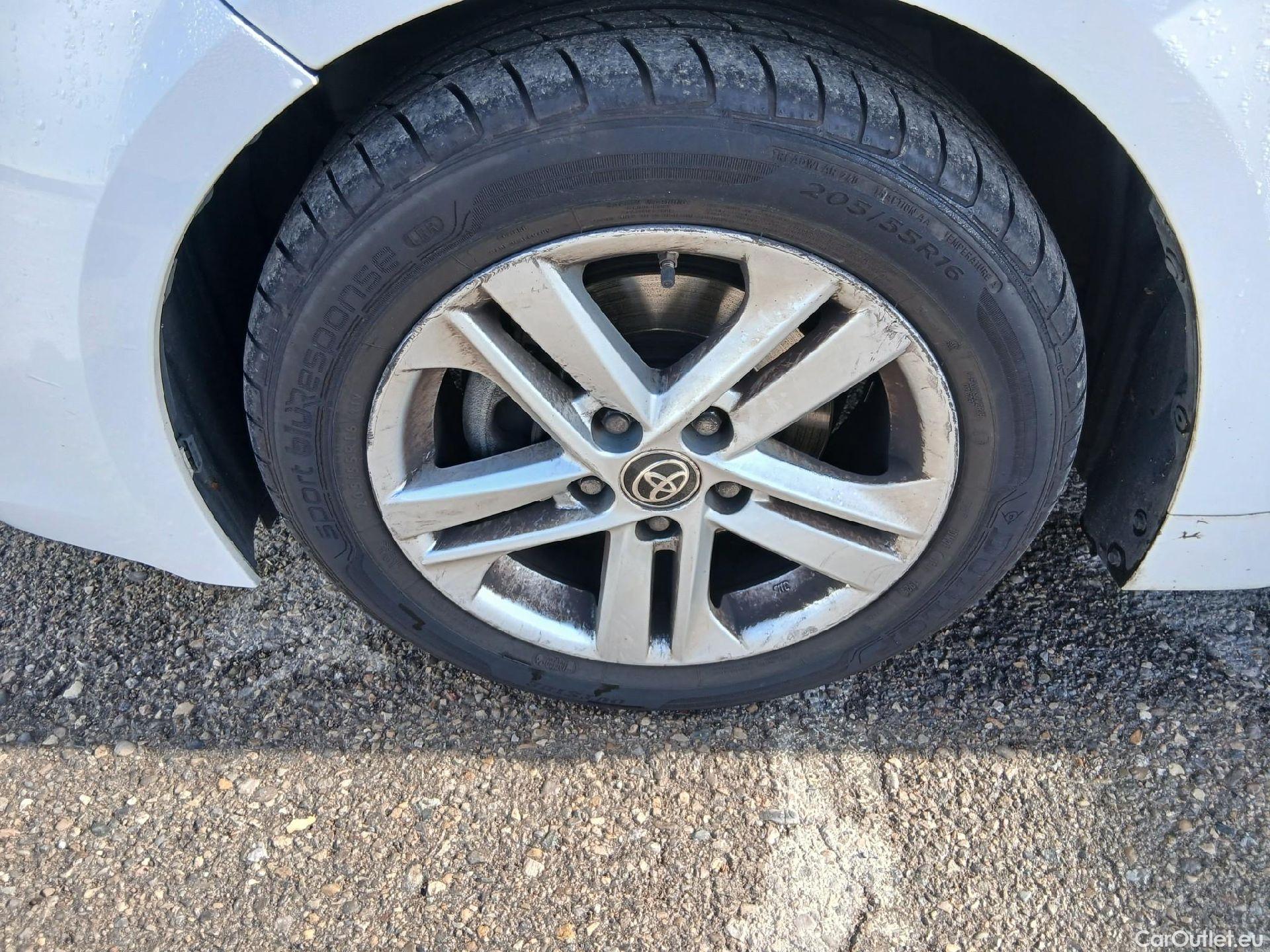  Toyota  Corolla TOYOTA  1.8 125H ACTIVE TECH E-CVT #8