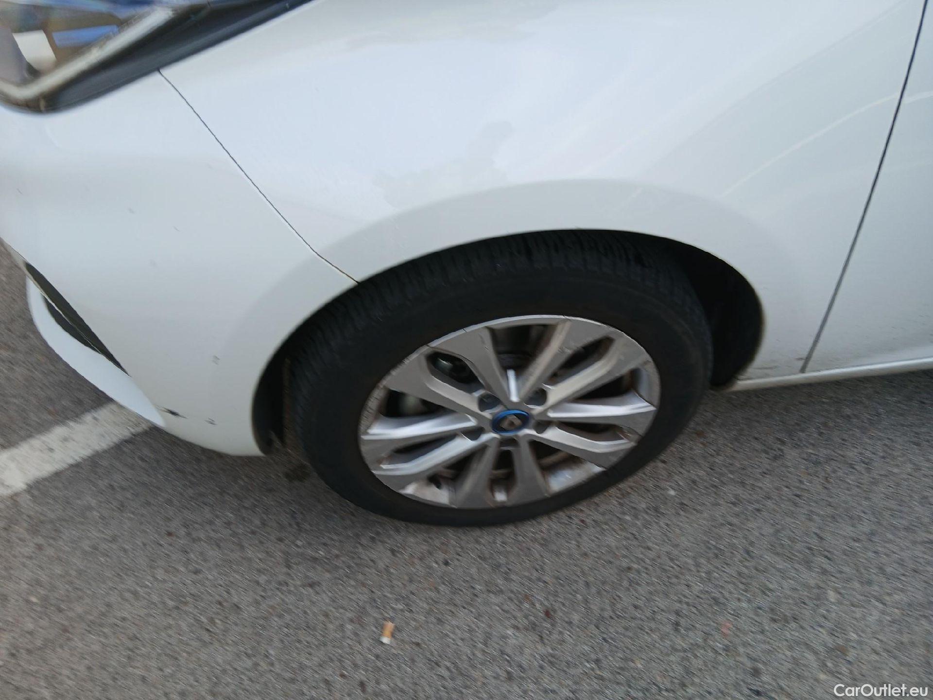  Renault  Zoe RENAULT  / 2019 / 5P / berlina con portón Intens 80 kW R110 Batería 50kWh #3