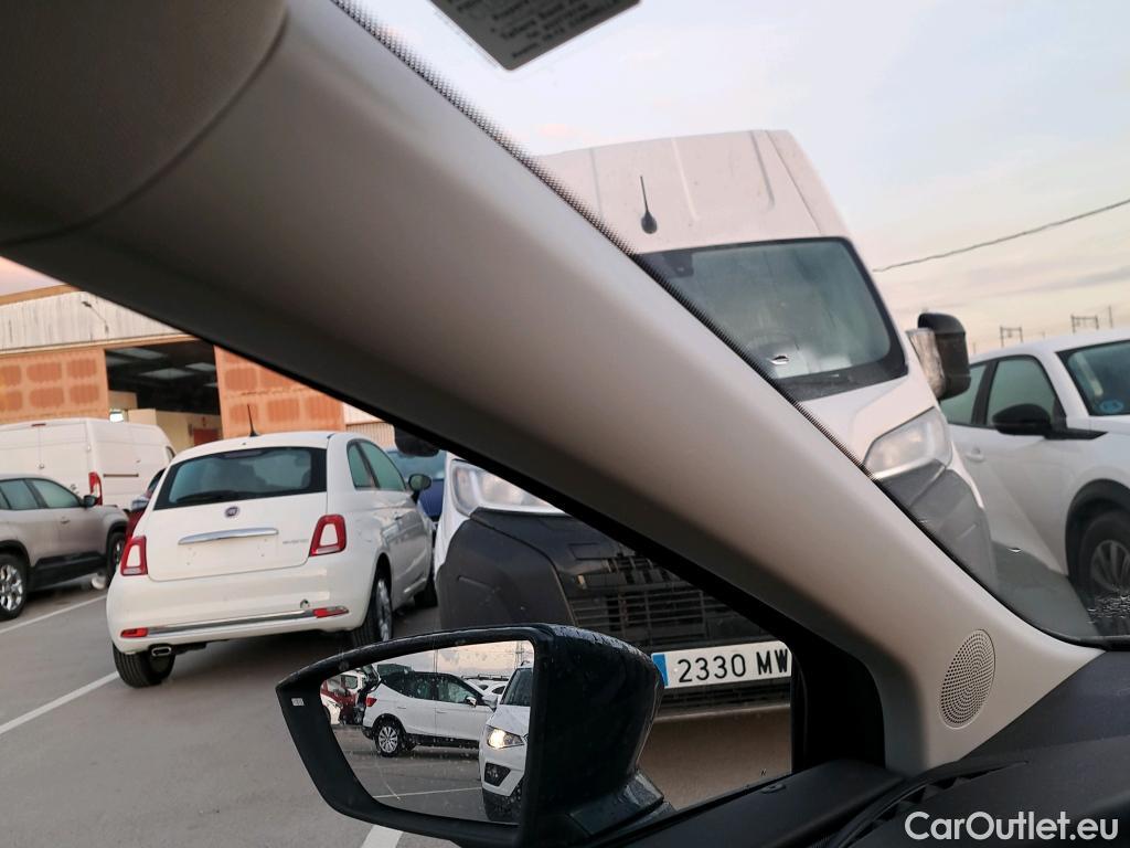  Seat  Leon SEAT León / 2016 / 5P / berlina con portón 1.0 EcoTSI 85kW St&Sp Style Visio Ed Nav #9