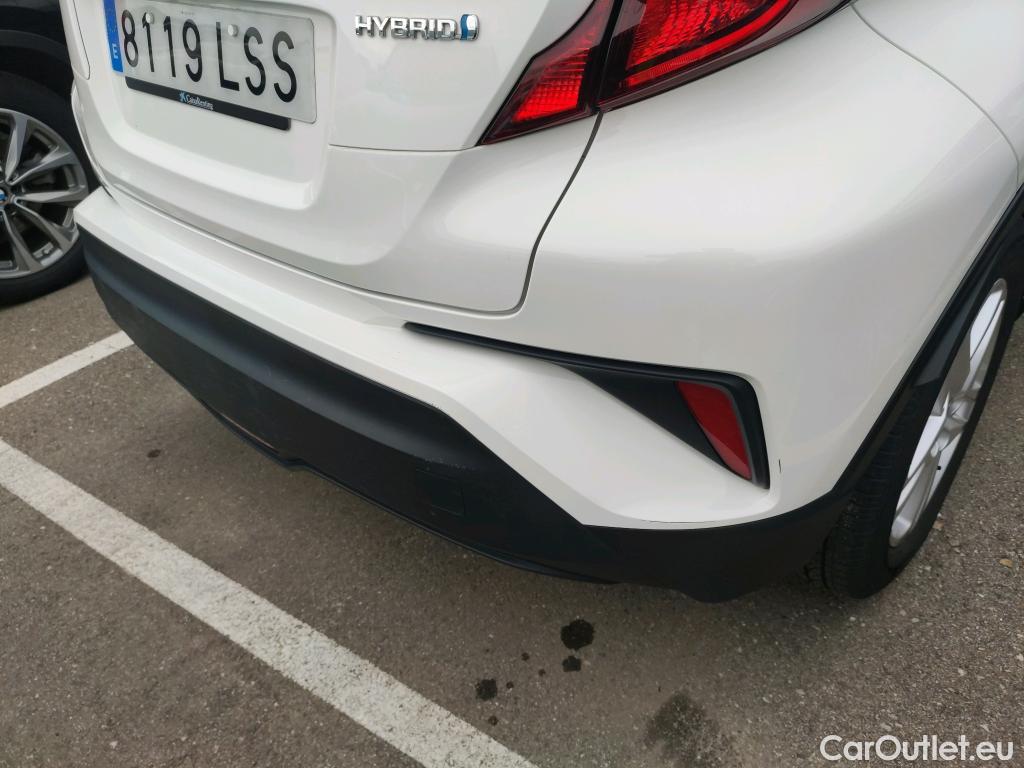  Toyota  C-HR TOYOTA  / 2019 / 5P / todoterreno 1.8 125H Active #12