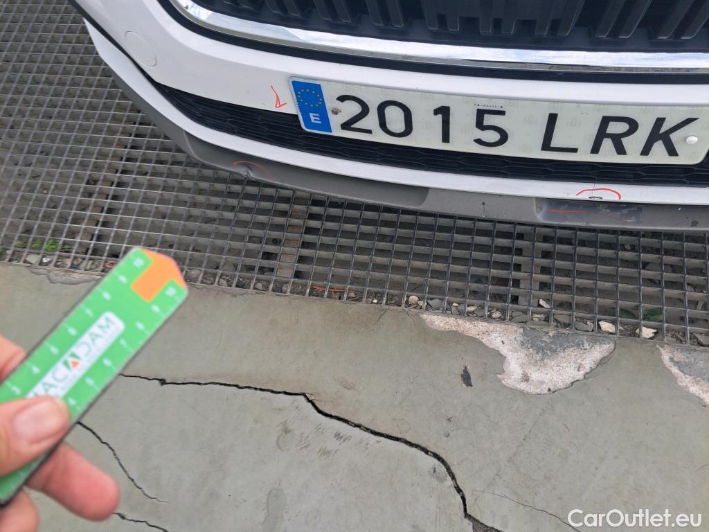  Skoda  KAMIQ SKODA  1.0 TSI 81kW (110CV) DSG Ambition (CX) #18