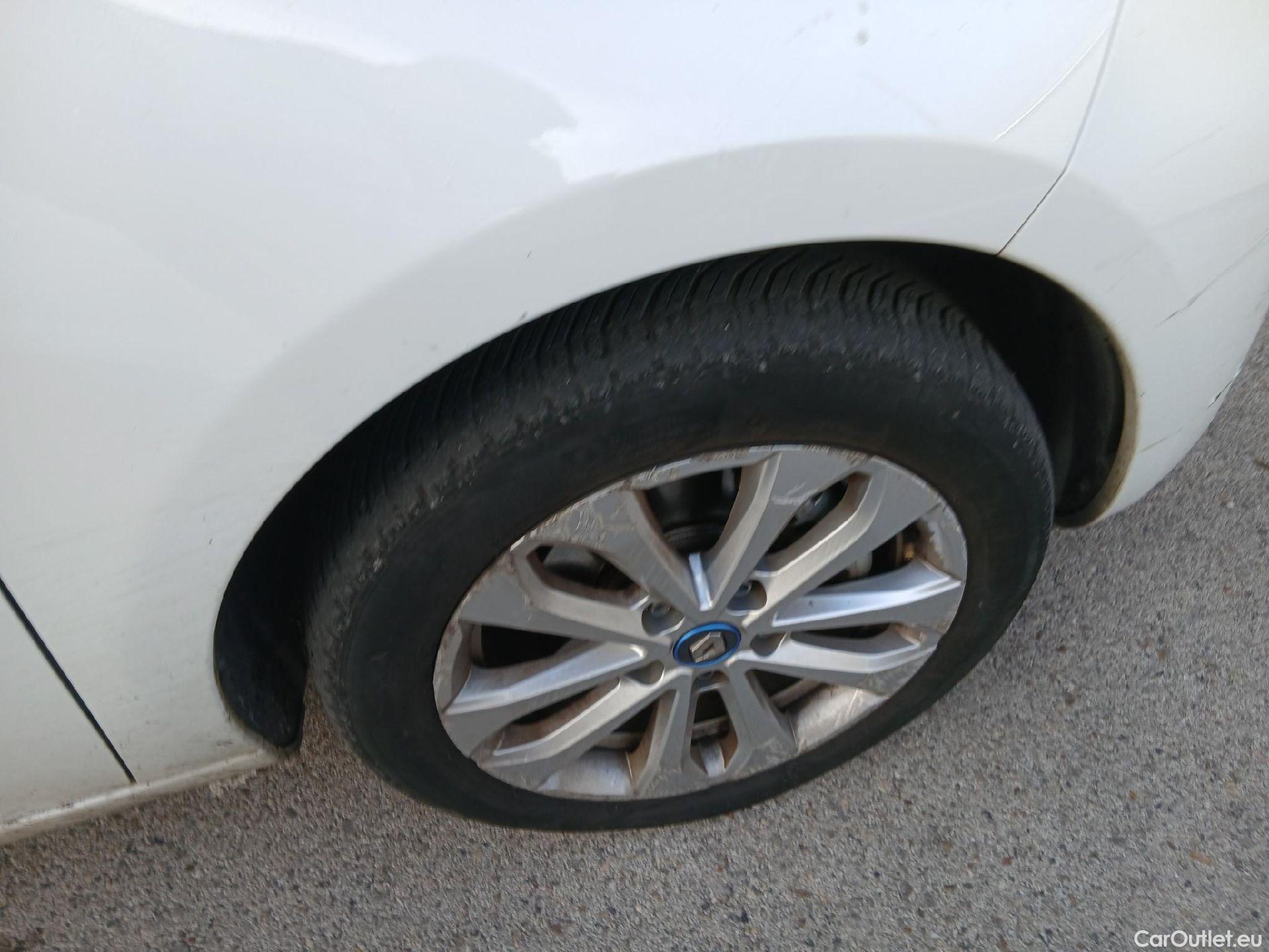  Renault  Zoe RENAULT  / 2019 / 5P / berlina con portón Intens 80 kW R110 Batería 50kWh #15