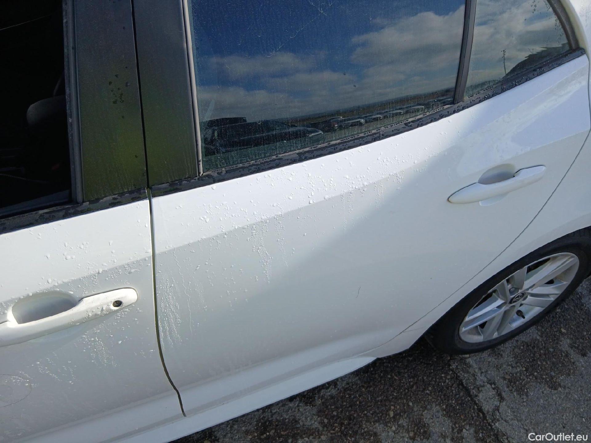  Toyota  Corolla TOYOTA  1.8 125H ACTIVE TECH E-CVT #16