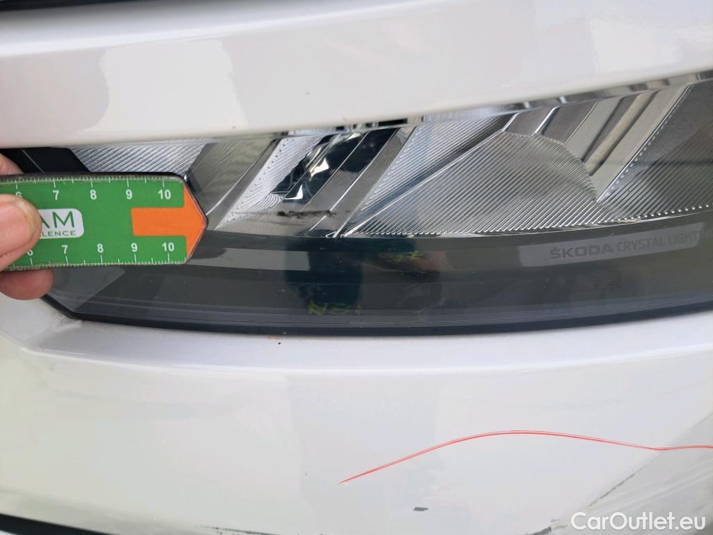  Skoda  KAMIQ SKODA  1.0 TSI 81kW (110CV) DSG Ambition (CX) #52