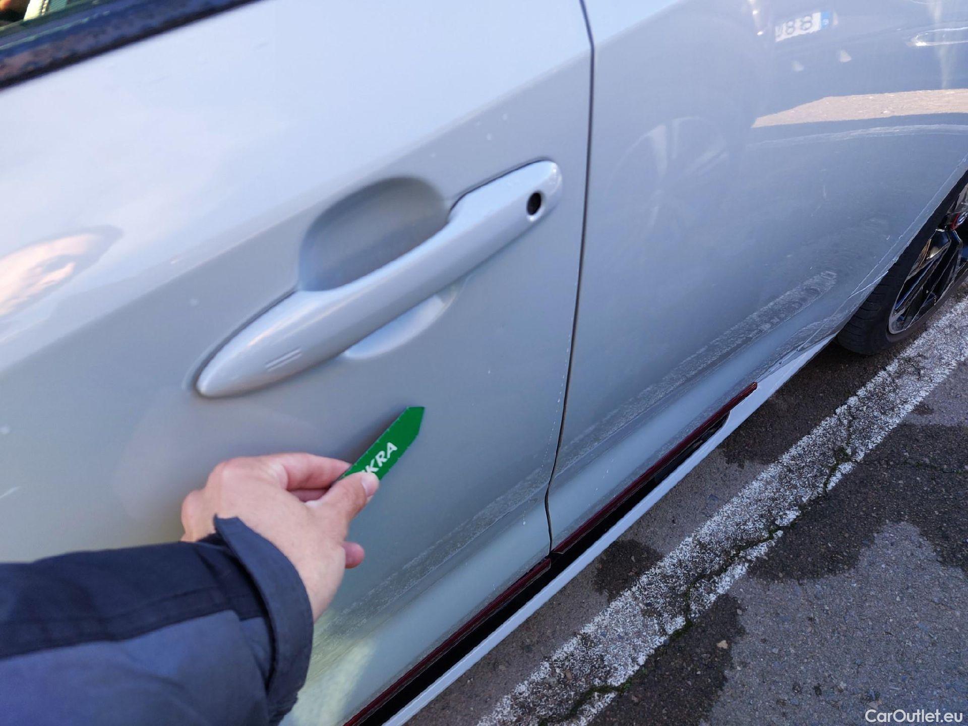  Toyota  Corolla TOYOTA  / 2019 / 5P / berlina con portón 2.0 180H GR-SPORT E-CVT #8