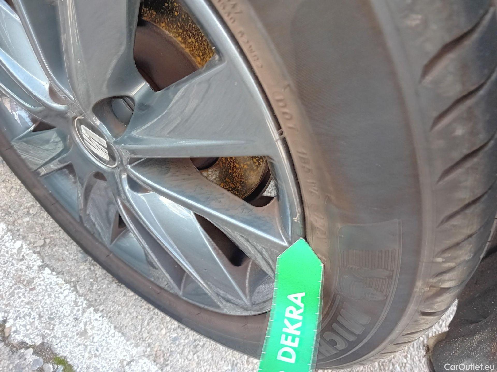  Seat  Leon SEAT León / 2016 / 5P / berlina con portón 1.5 TSI 95kW (130CV) St&Sp Style Visio Edition #21