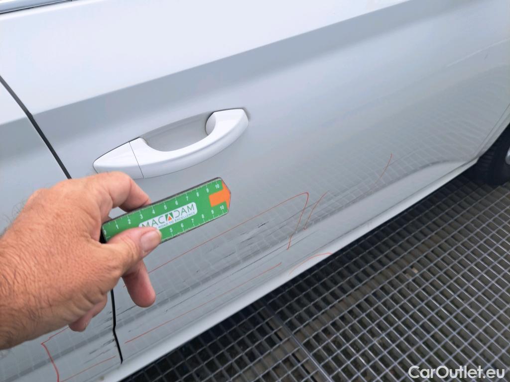  Skoda  KAMIQ SKODA  1.0 TSI 81kW (110CV) DSG Ambition (CX) #3