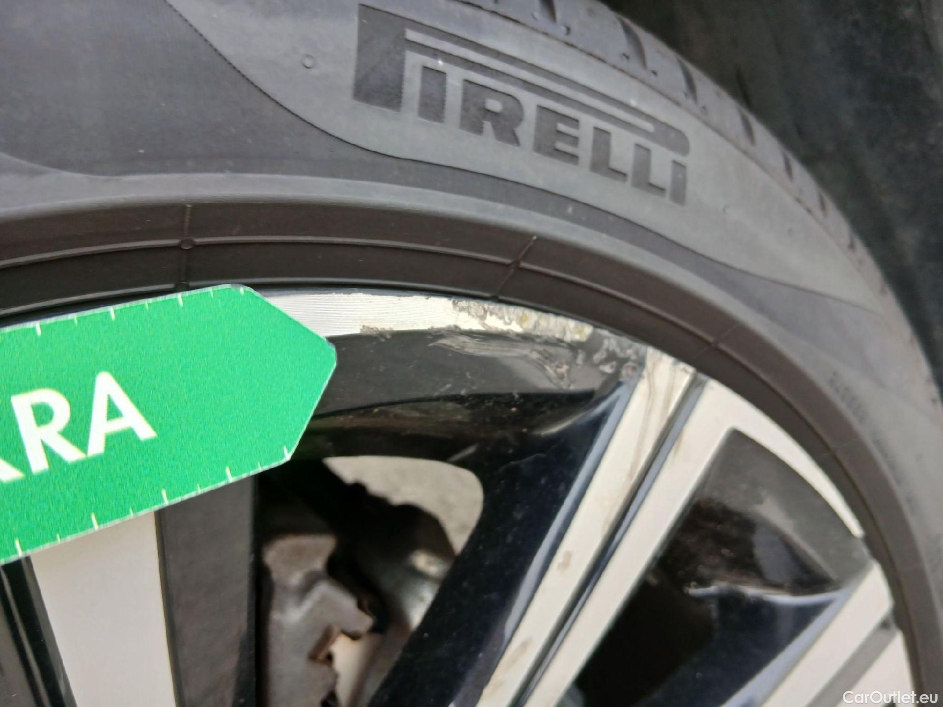  Toyota  Corolla TOYOTA  / 2019 / 5P / familiar 1.8 125H STYLE E-CVT TOURING SPORT #11