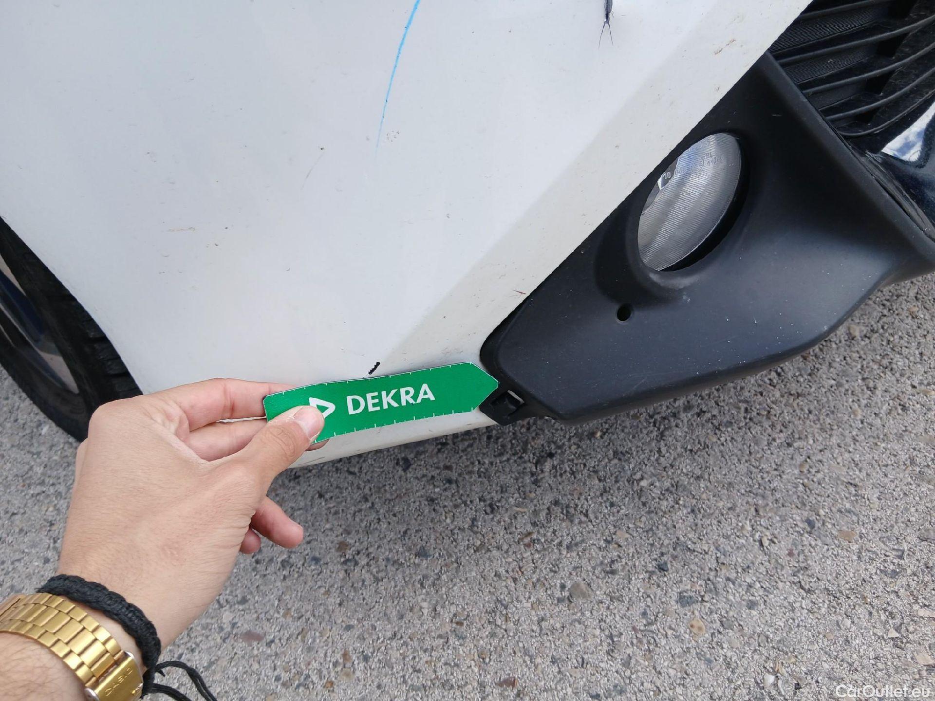  Toyota  Aygo TOYOTA  / 2018 / 5P / minicoche 1.0 70 x-play #7