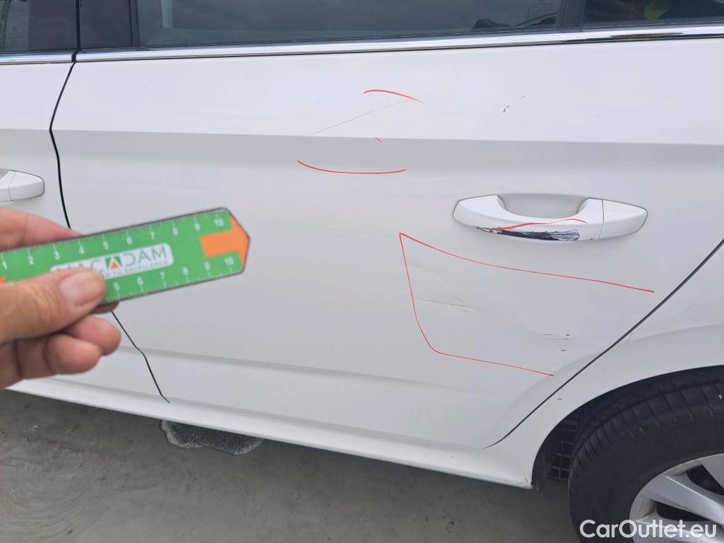  Skoda  KAMIQ SKODA  1.0 TSI 81kW (110CV) DSG Ambition (CX) #6