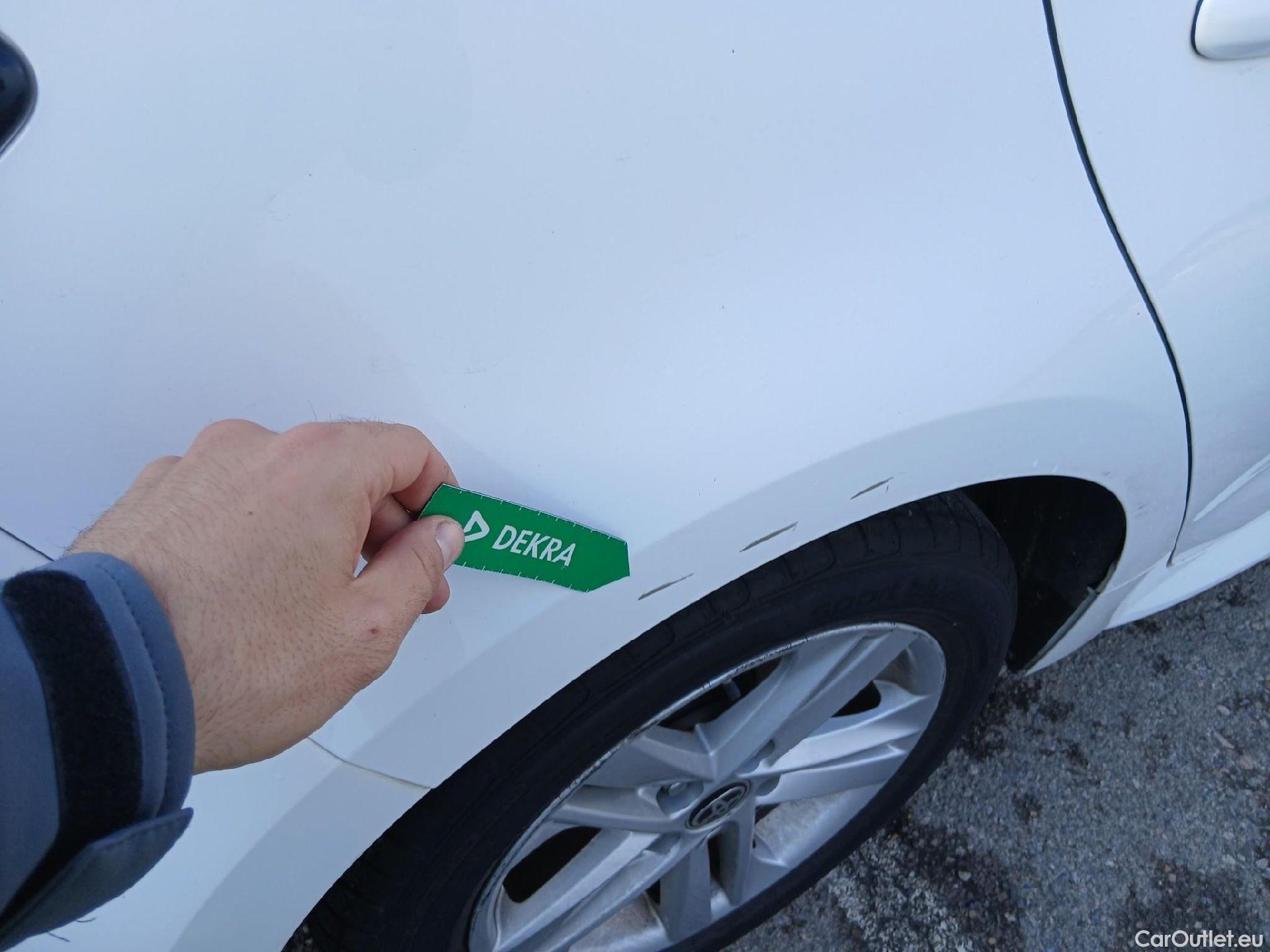  Toyota  Corolla TOYOTA  1.8 125H ACTIVE TECH E-CVT #27