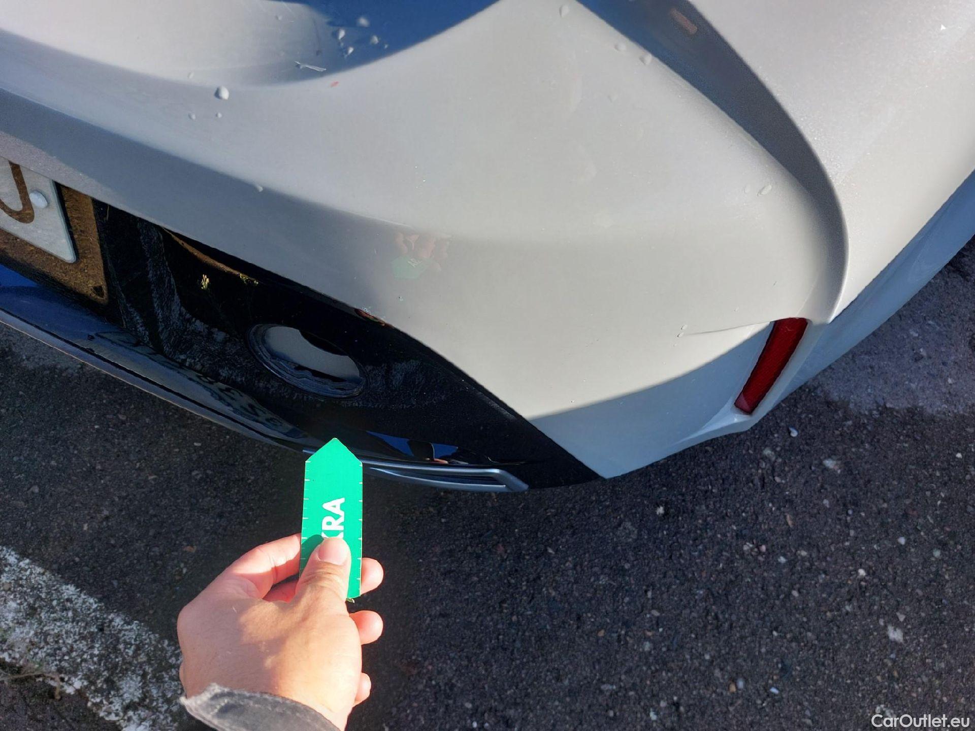  Toyota  Corolla TOYOTA  / 2019 / 5P / berlina con portón 2.0 180H GR-SPORT E-CVT #14