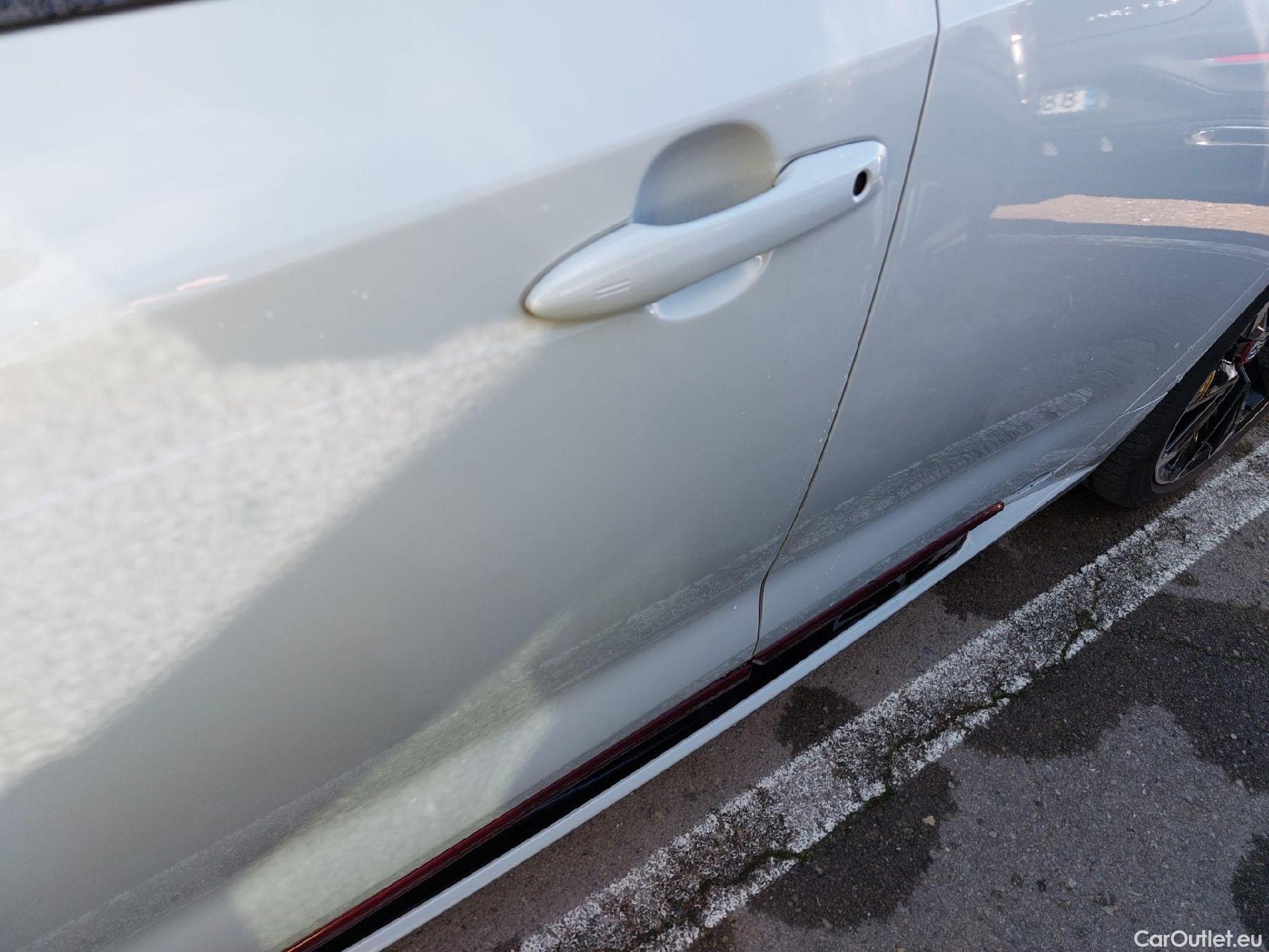  Toyota  Corolla TOYOTA  / 2019 / 5P / berlina con portón 2.0 180H GR-SPORT E-CVT #9