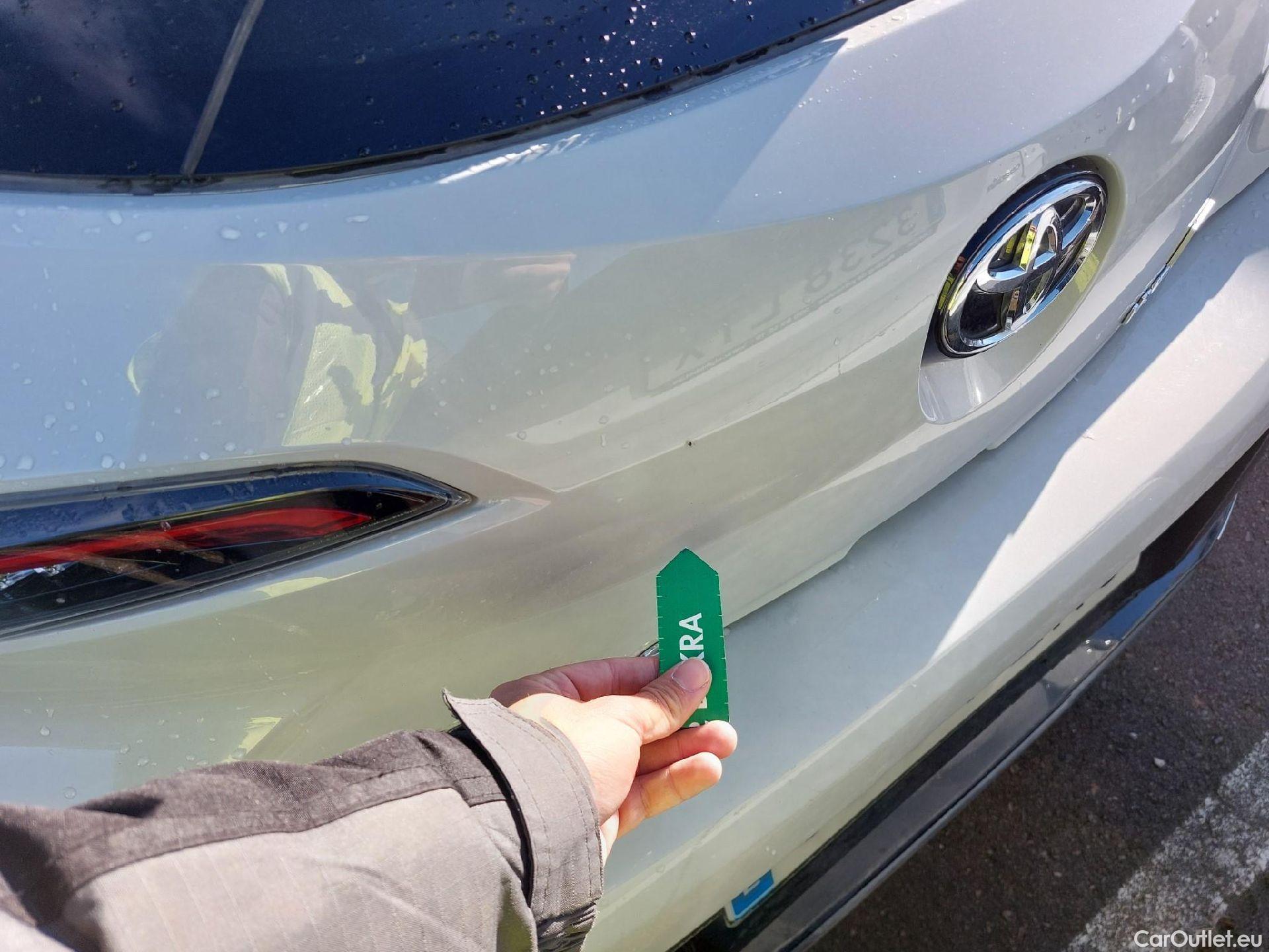  Toyota  Corolla TOYOTA  / 2019 / 5P / berlina con portón 2.0 180H GR-SPORT E-CVT #13