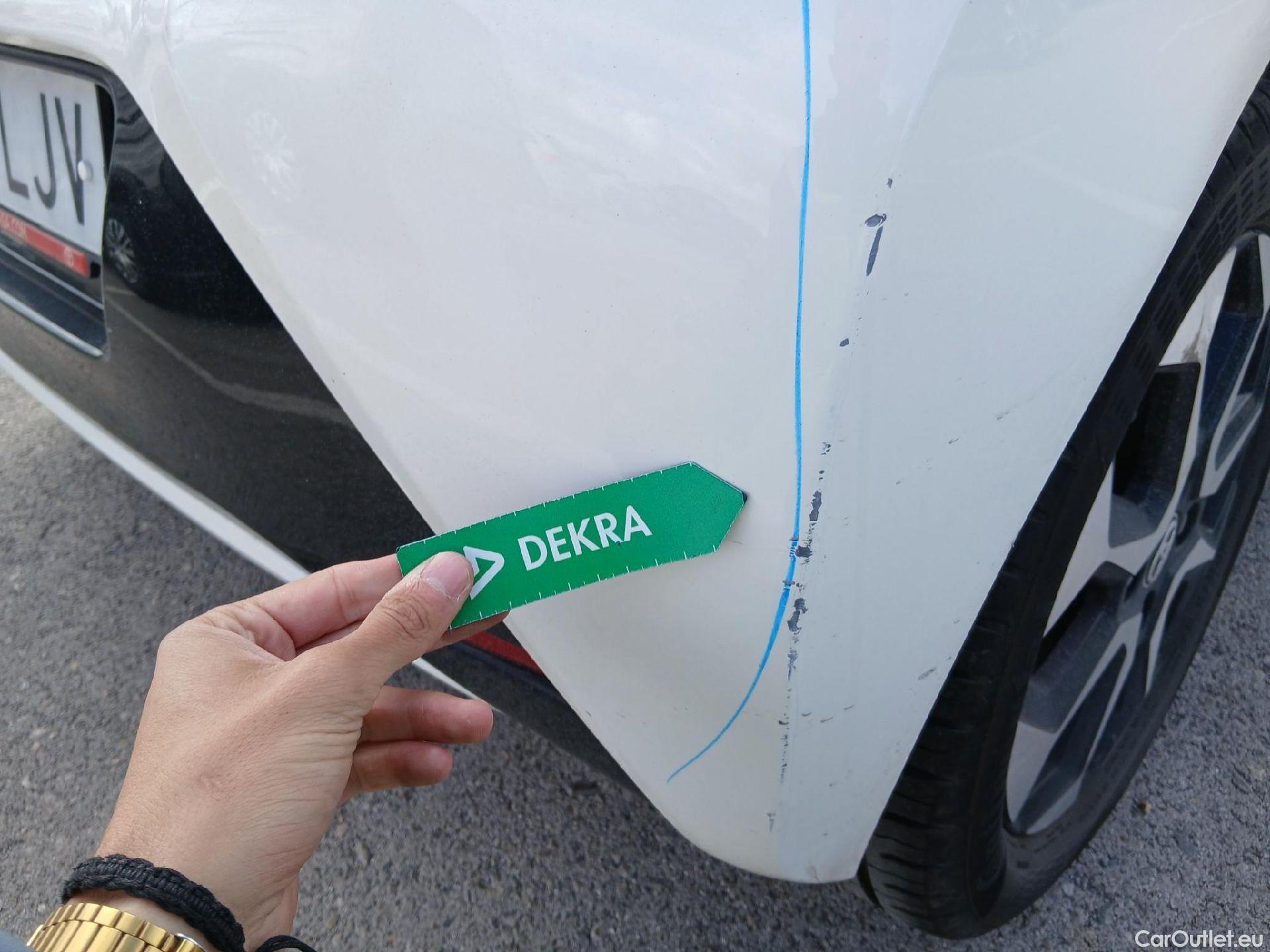  Toyota  Aygo TOYOTA  / 2018 / 5P / minicoche 1.0 70 x-play #34