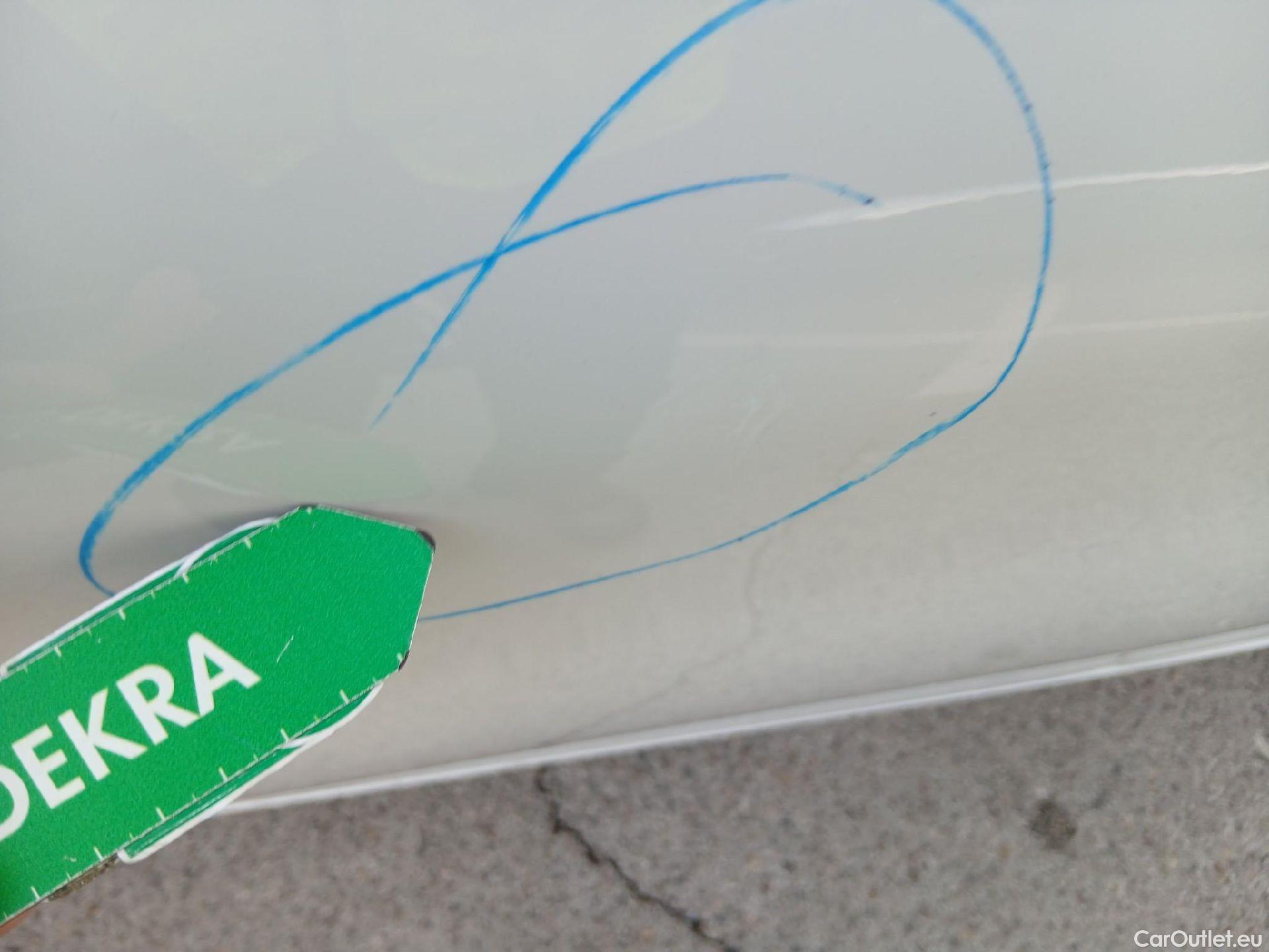  Renault  Zoe RENAULT  / 2019 / 5P / berlina con portón Intens 80 kW R110 Batería 50kWh #21