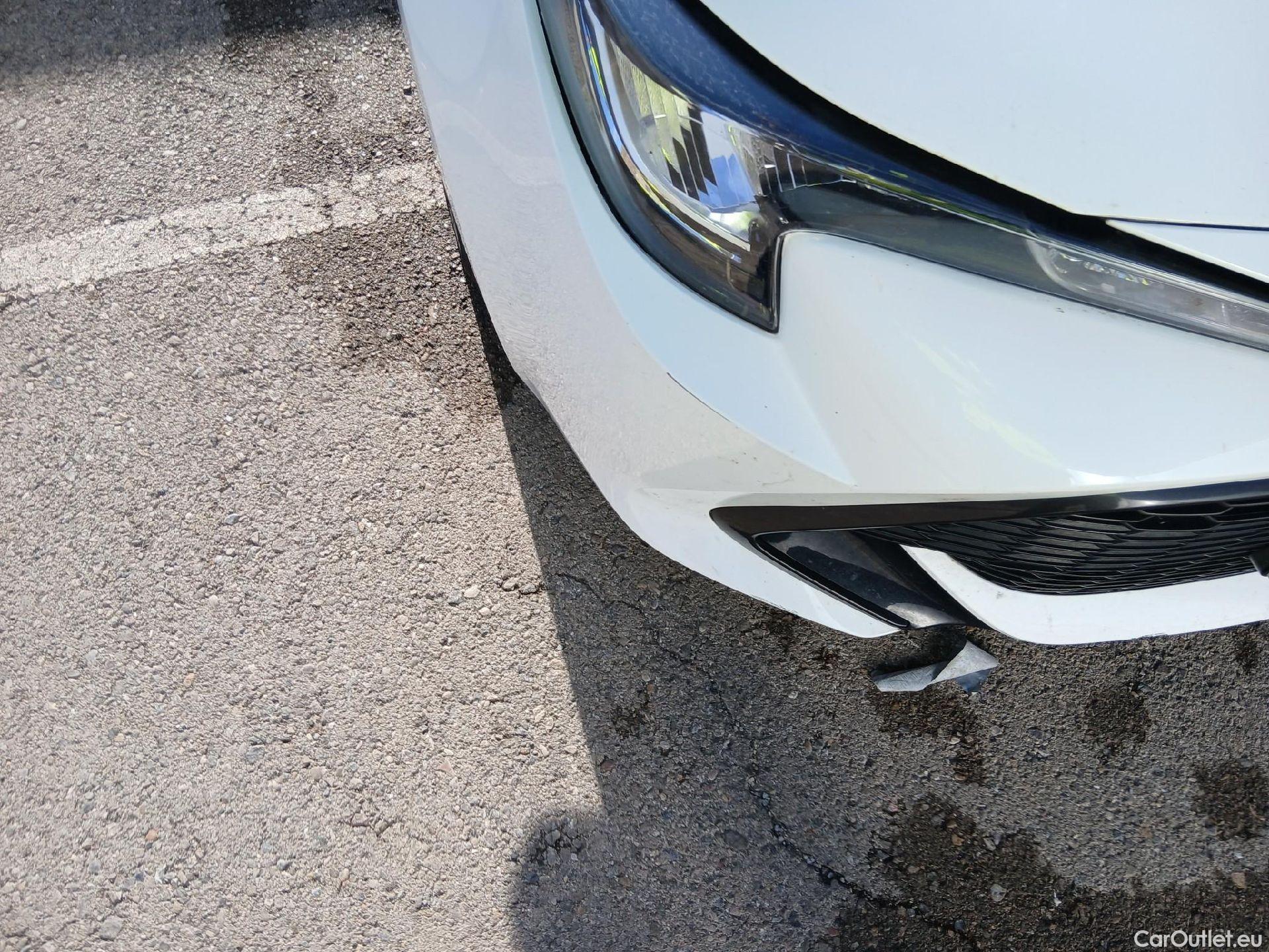  Toyota  Corolla TOYOTA  1.8 125H ACTIVE TECH E-CVT #3