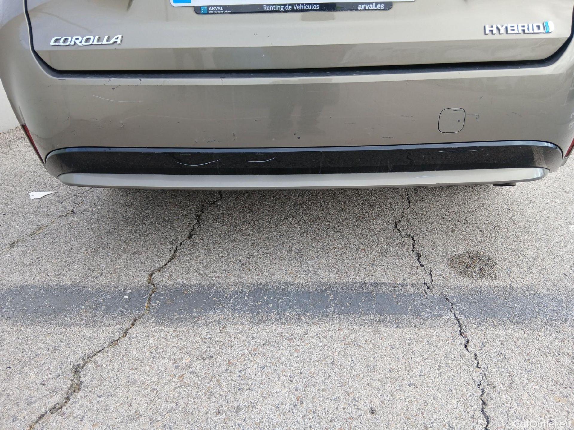  Toyota  Corolla TOYOTA  / 2019 / 5P / familiar 1.8 125H STYLE E-CVT TOURING SPORT #17