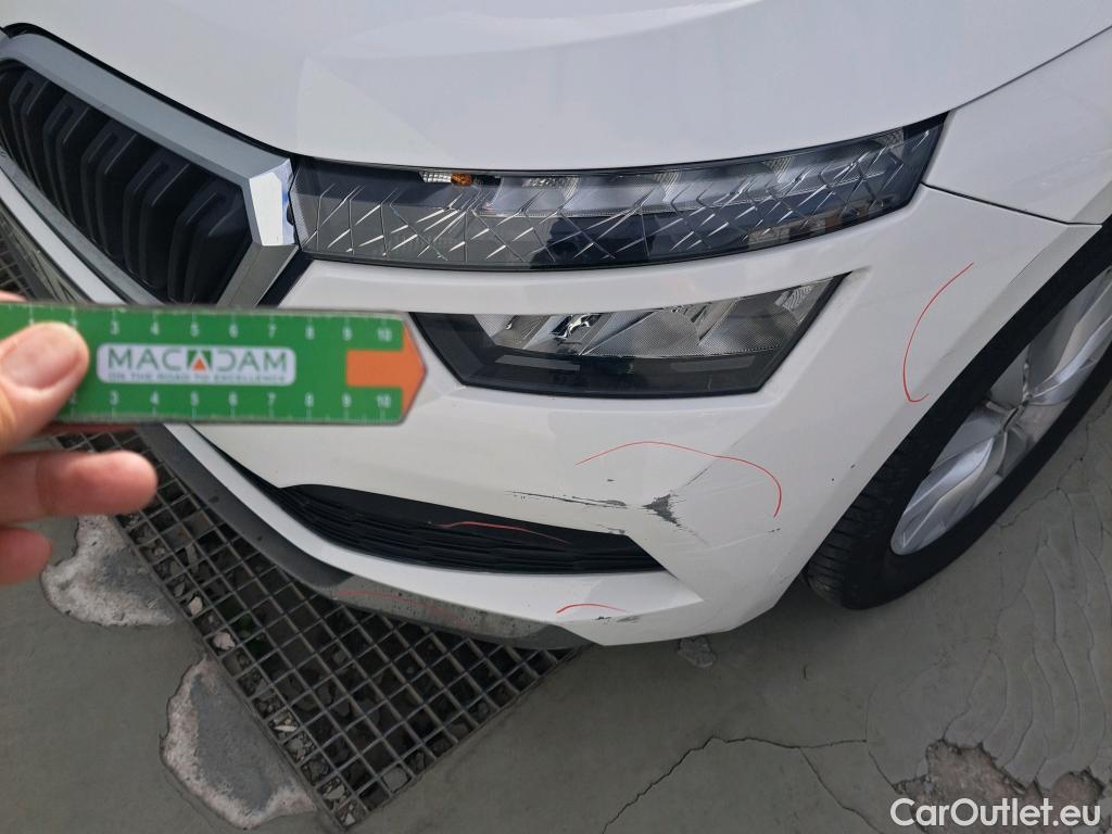  Skoda  KAMIQ SKODA  1.0 TSI 81kW (110CV) DSG Ambition (CX) #51