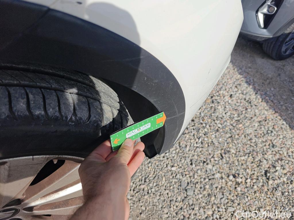  Seat  Arona SEAT  / 2017 / 5P / todoterreno 1.0 TSI 70kW (95CV) Style Edition Eco (CX) #28