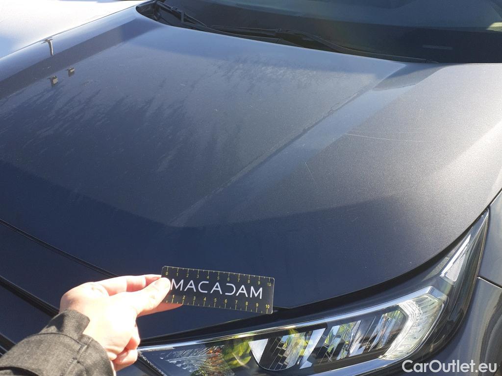  Toyota  RAV4 TOYOTA  / 2018 / 5P / todoterreno 2.5l 220H Advance 4WD #12