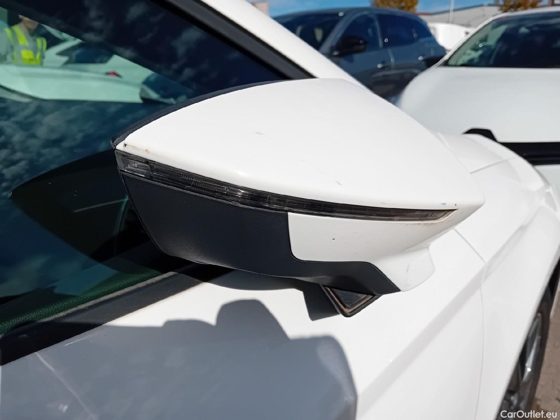  Seat  Leon SEAT León / 2016 / 5P / berlina con portón 1.5 TSI 95kW (130CV) St&Sp Style Visio Edition #45