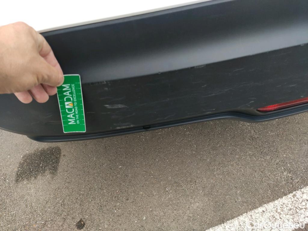  Toyota  C-HR TOYOTA  / 2019 / 5P / todoterreno 1.8 125H Active #17