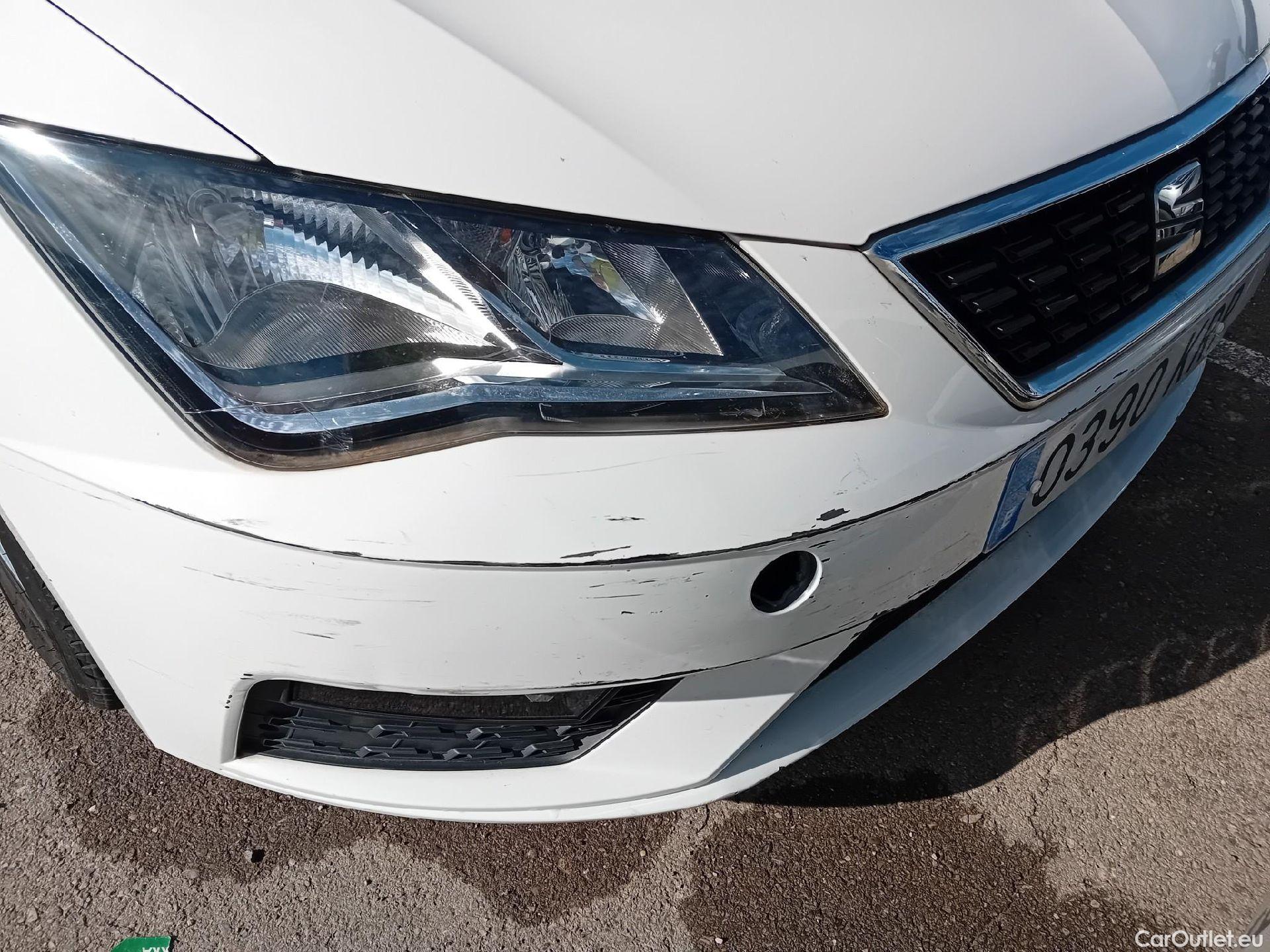  Seat  Leon SEAT León / 2016 / 5P / berlina con portón 1.5 TSI 95kW (130CV) St&Sp Style Visio Edition #3