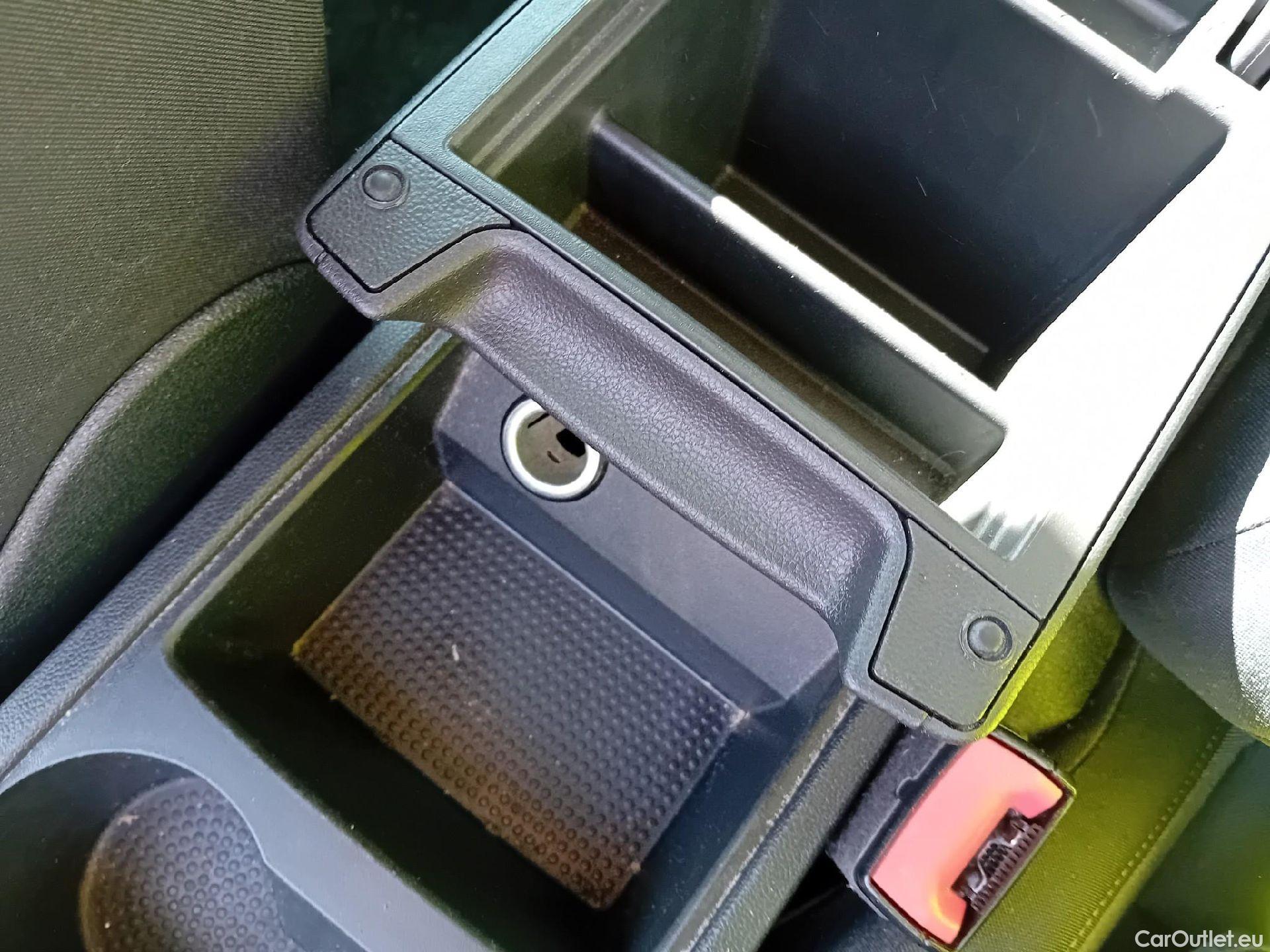  Seat  Leon SEAT León / 2016 / 5P / berlina con portón 1.5 TSI 95kW (130CV) St&Sp Style Visio Edition #52