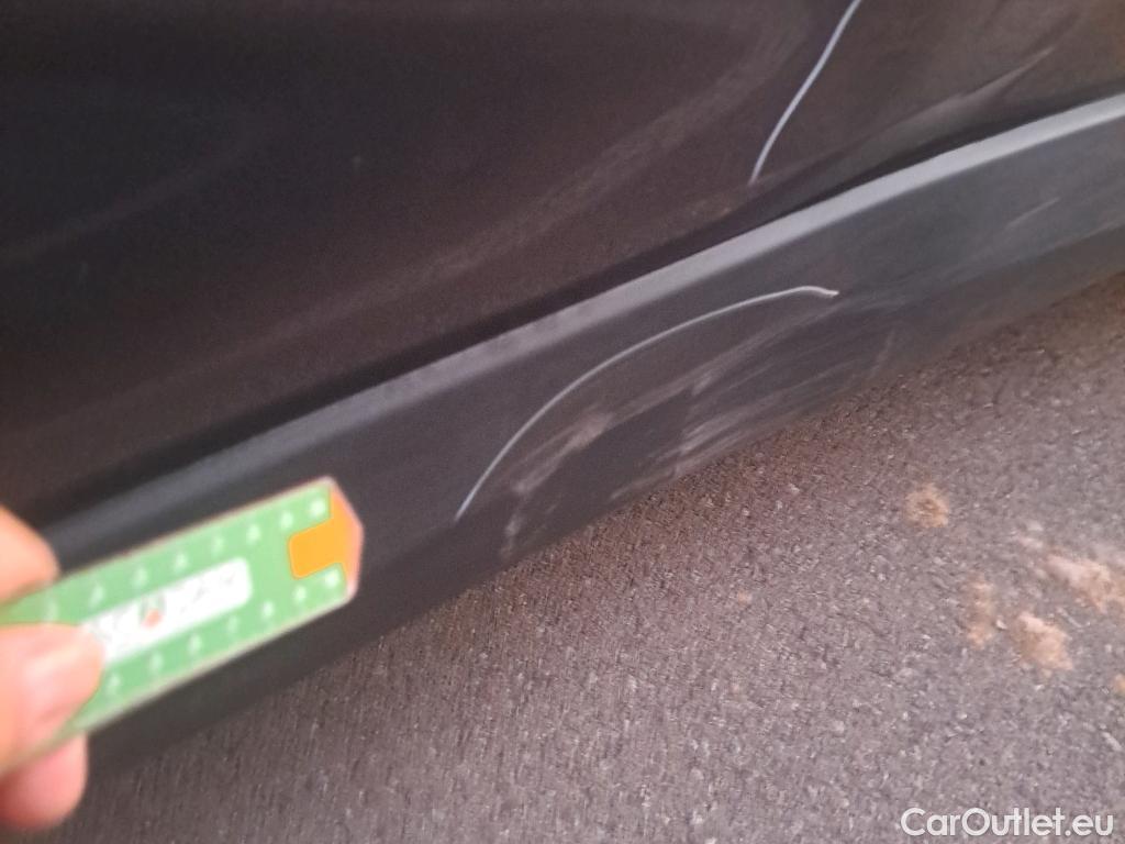  Toyota  RAV4 TOYOTA  / 2018 / 5P / todoterreno 2.5l 220H Advance Plus #6