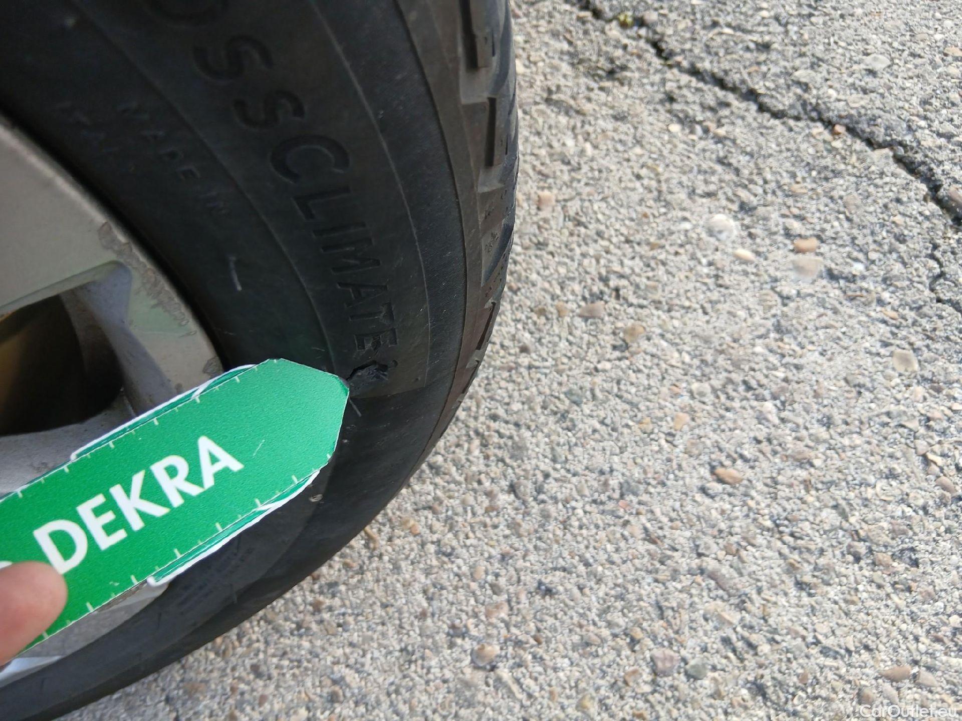  Renault  Zoe RENAULT  / 2019 / 5P / berlina con portón Intens 80 kW R110 Batería 50kWh #7