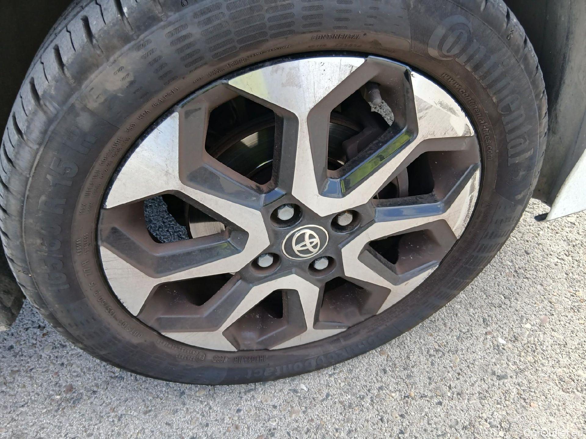  Toyota  Aygo TOYOTA  / 2018 / 5P / minicoche 1.0 70 x-play #49