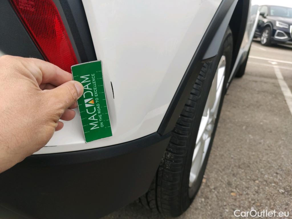  Toyota  C-HR TOYOTA  / 2019 / 5P / todoterreno 1.8 125H Active #14