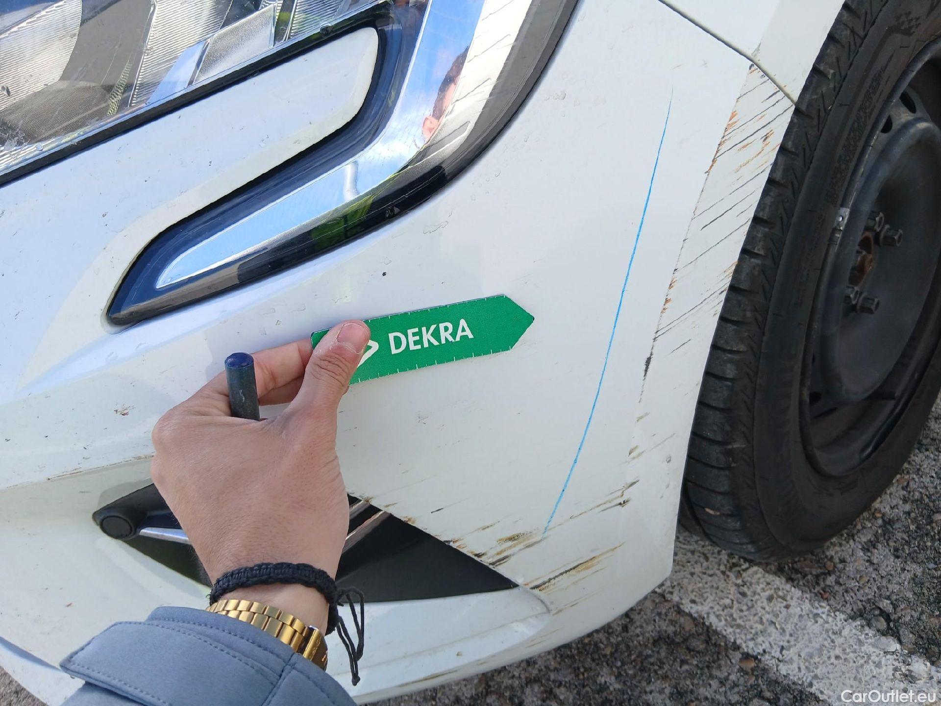  Renault  Clio RENAULT  / 2019 / 5P / berlina con portón Business Blue dCi 63 kW (85CV) #2