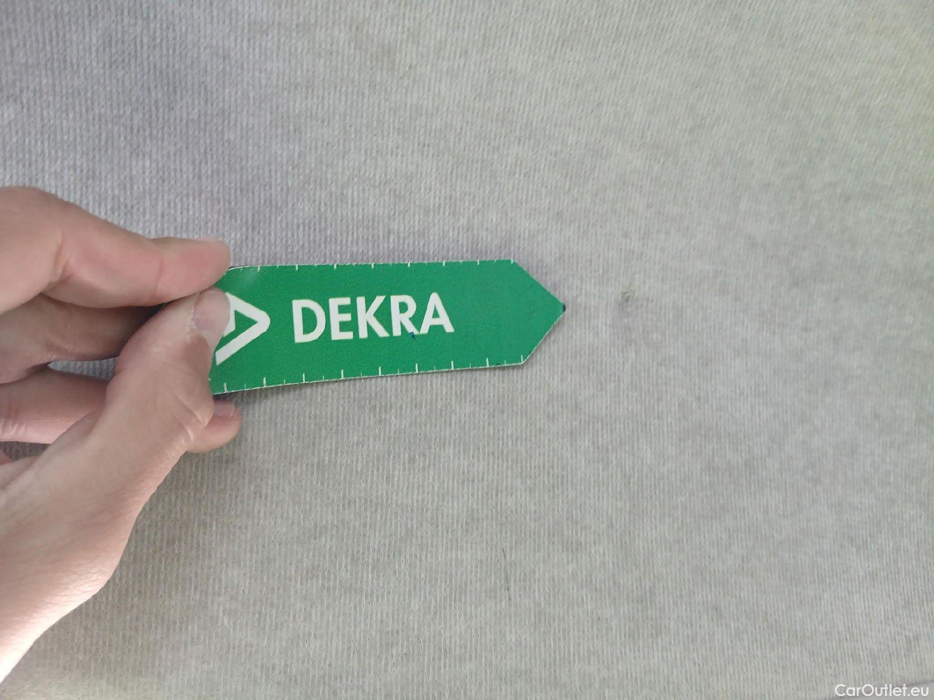  Toyota  Aygo TOYOTA  / 2018 / 5P / minicoche 1.0 70 x-play #41