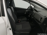  Toyota  Yaris TOYOTA  / 2017 / 5P / berlina con portón 1.5 100H Active #6