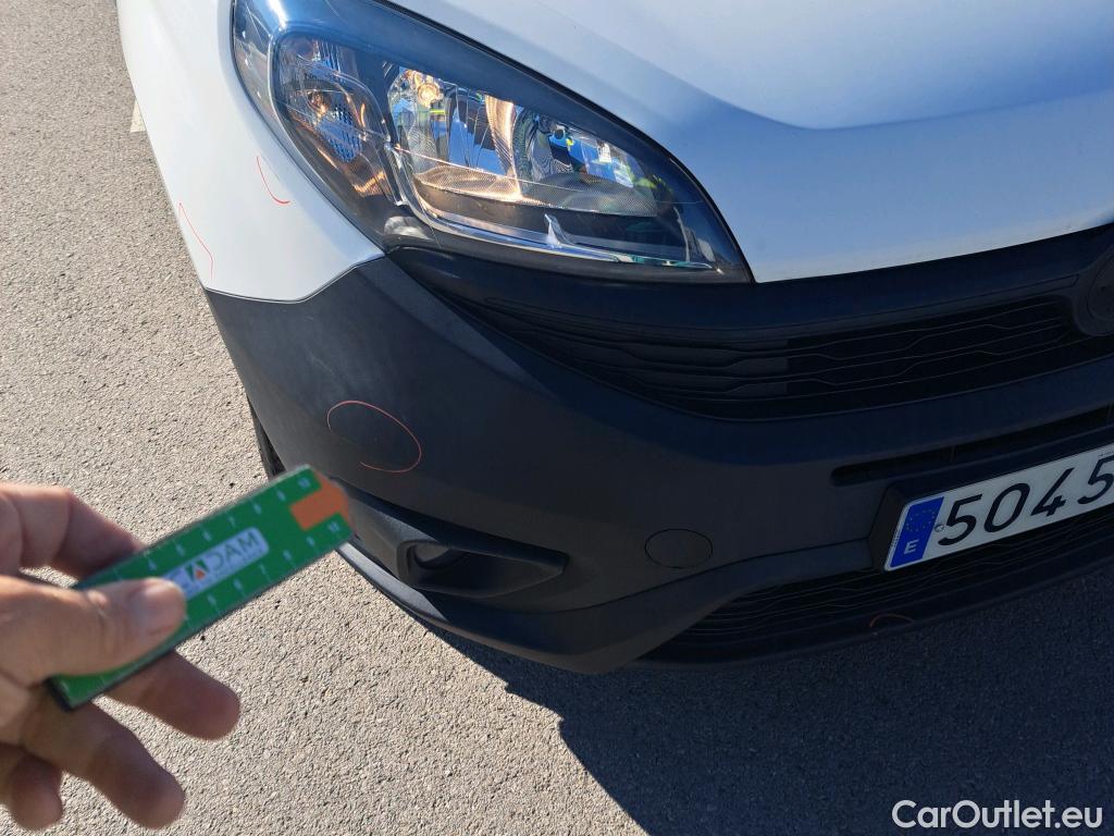  Fiat  Doblo FIAT Doblò Cargo/2015/4P/furgón derivado de turismo Cargo SX 1.3 Mjet 70 kW (95 CV) #21