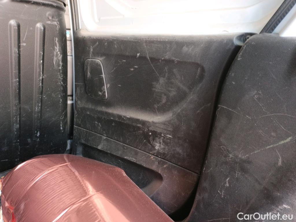  Citroen  Berlingo CITROEN  / 2018 / 4P / furgón derivado de turismo Talla M BlueHDi 100 #34