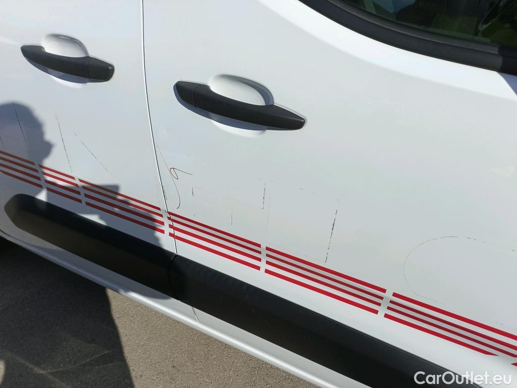  Citroen  Berlingo CITROEN  / 2018 / 4P / furgón derivado de turismo Talla M BlueHDi 100 #16