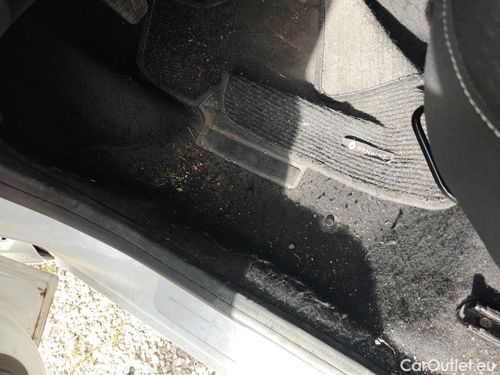  Dacia  Lodgy DACIA  / 2012 / 5P / monovolumen compacto Comfort Blue dCi 70kW (95CV) 7Pl - 18 #37