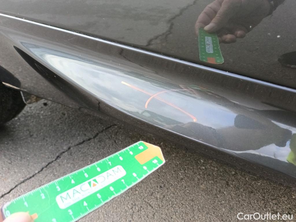  Volvo  XC60 VOLVO  / 2017 / 5P / todoterreno 2.0 B4 D Momentum Pro Auto #38