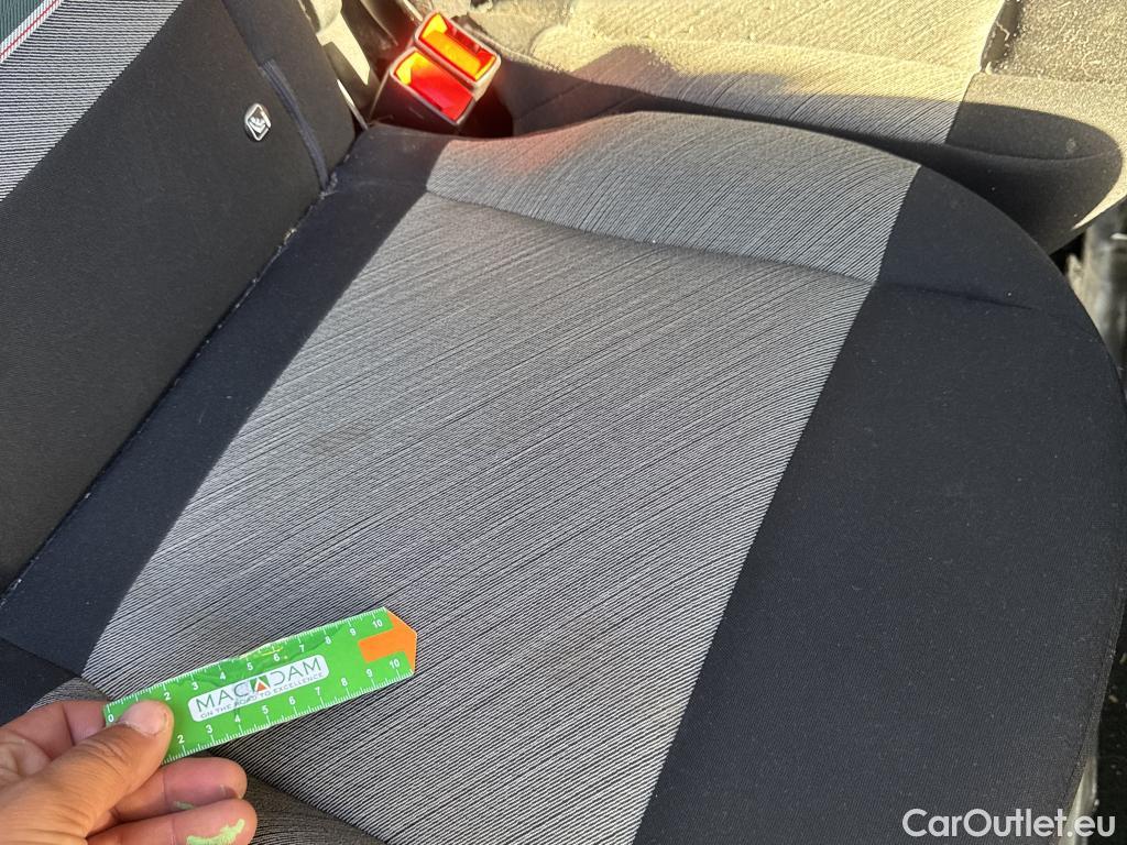  Citroen  Berlingo CITROEN  / 2018 / 5P / monovolumen Talla XL BlueHDi 130 S&S EAT8 SHINE #45