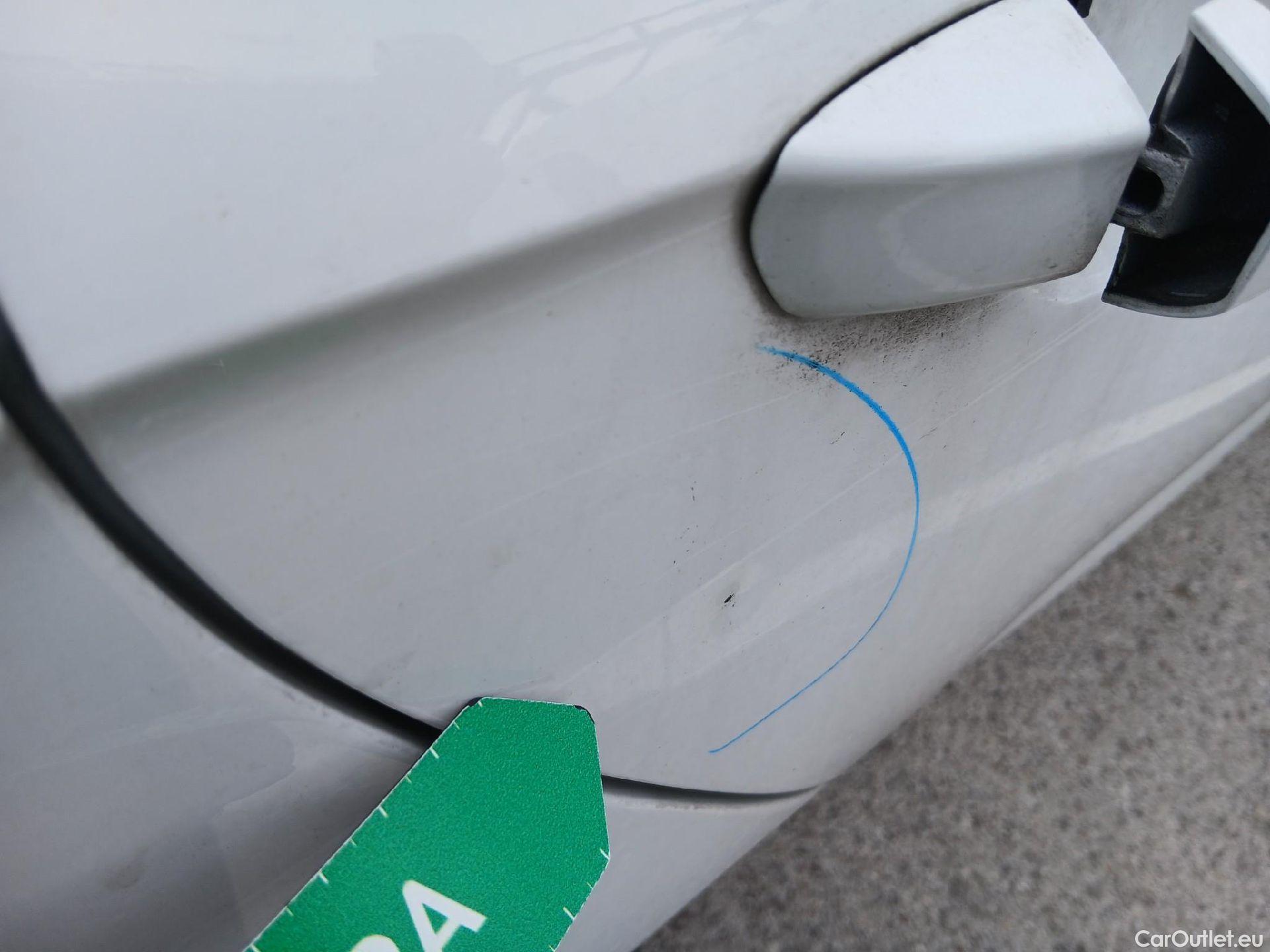  Volkswagen  Polo VOLKSWAGEN  / 2021 / 5P / berlina con portón Life 1.0 TSI 70kW (95CV) #20